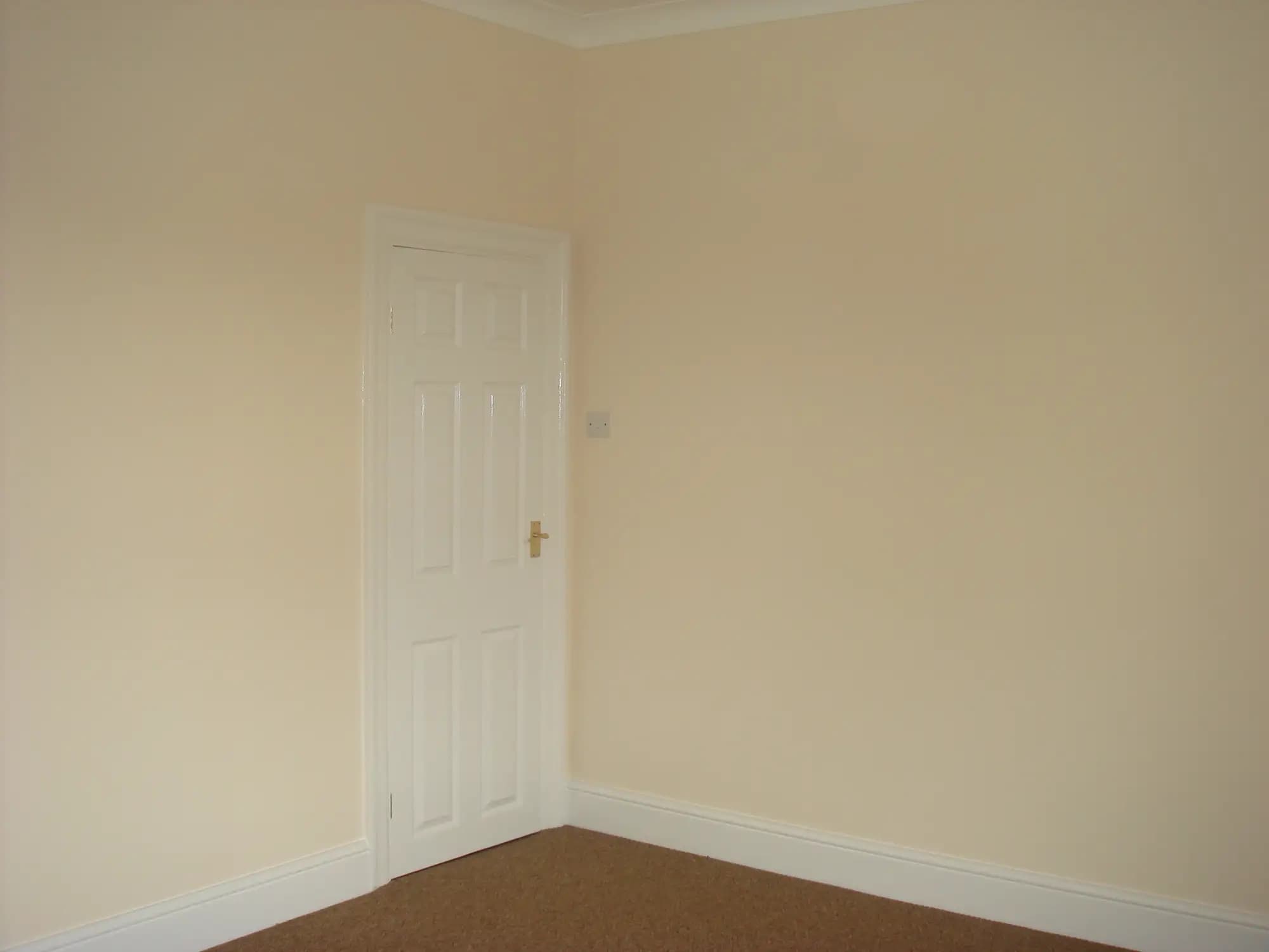 property photo 6 of 17
