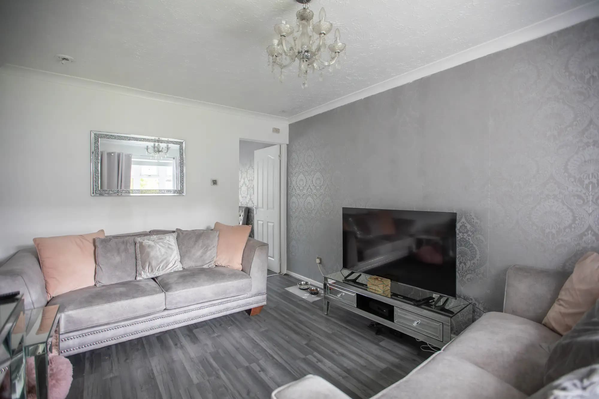 property photo 3 of 33