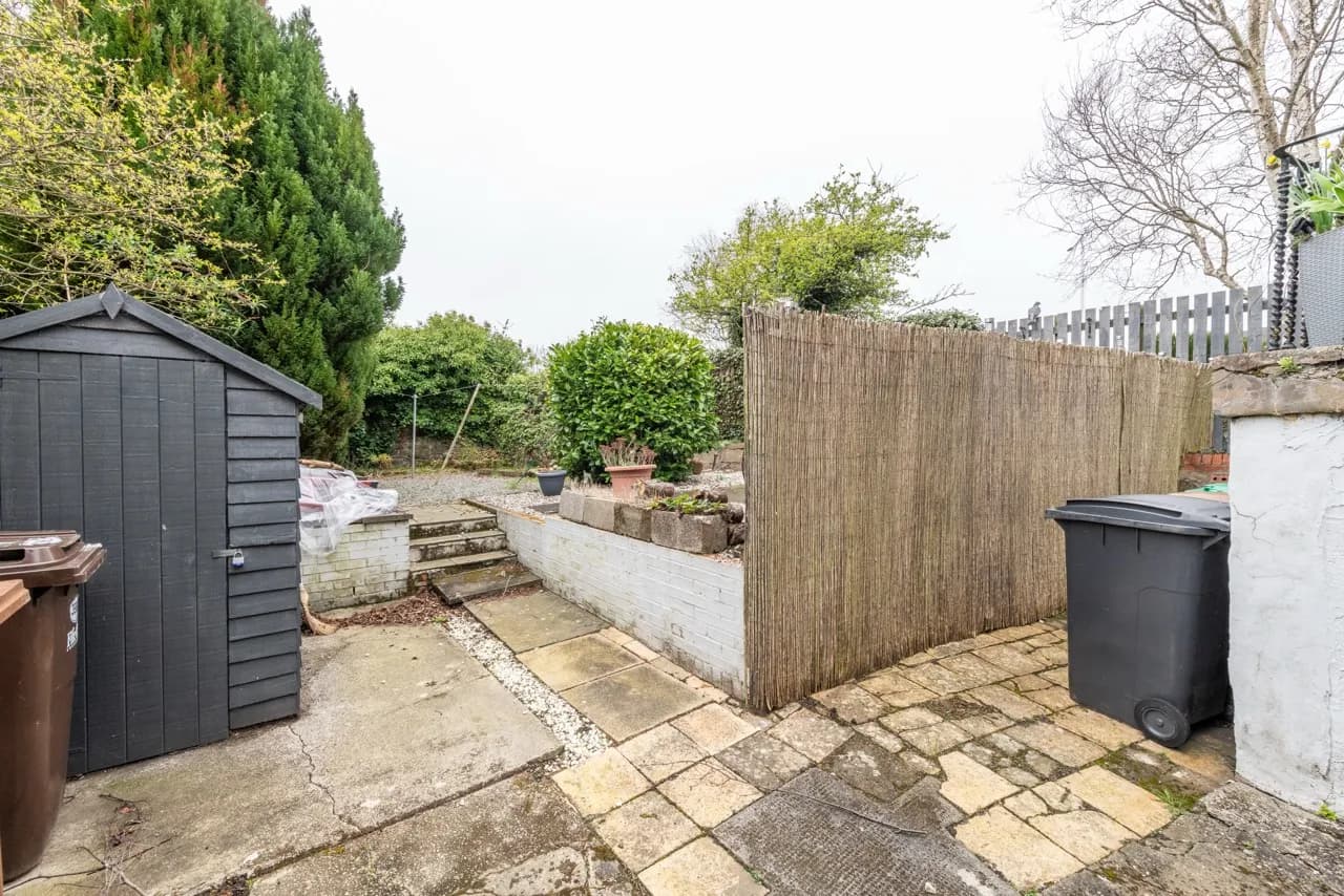 property photo 17 of 19