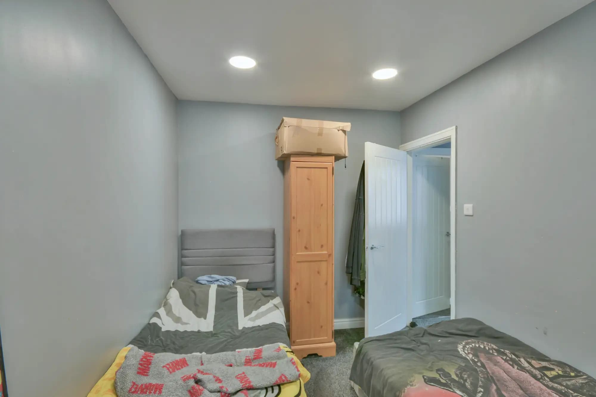 property photo 15 of 21