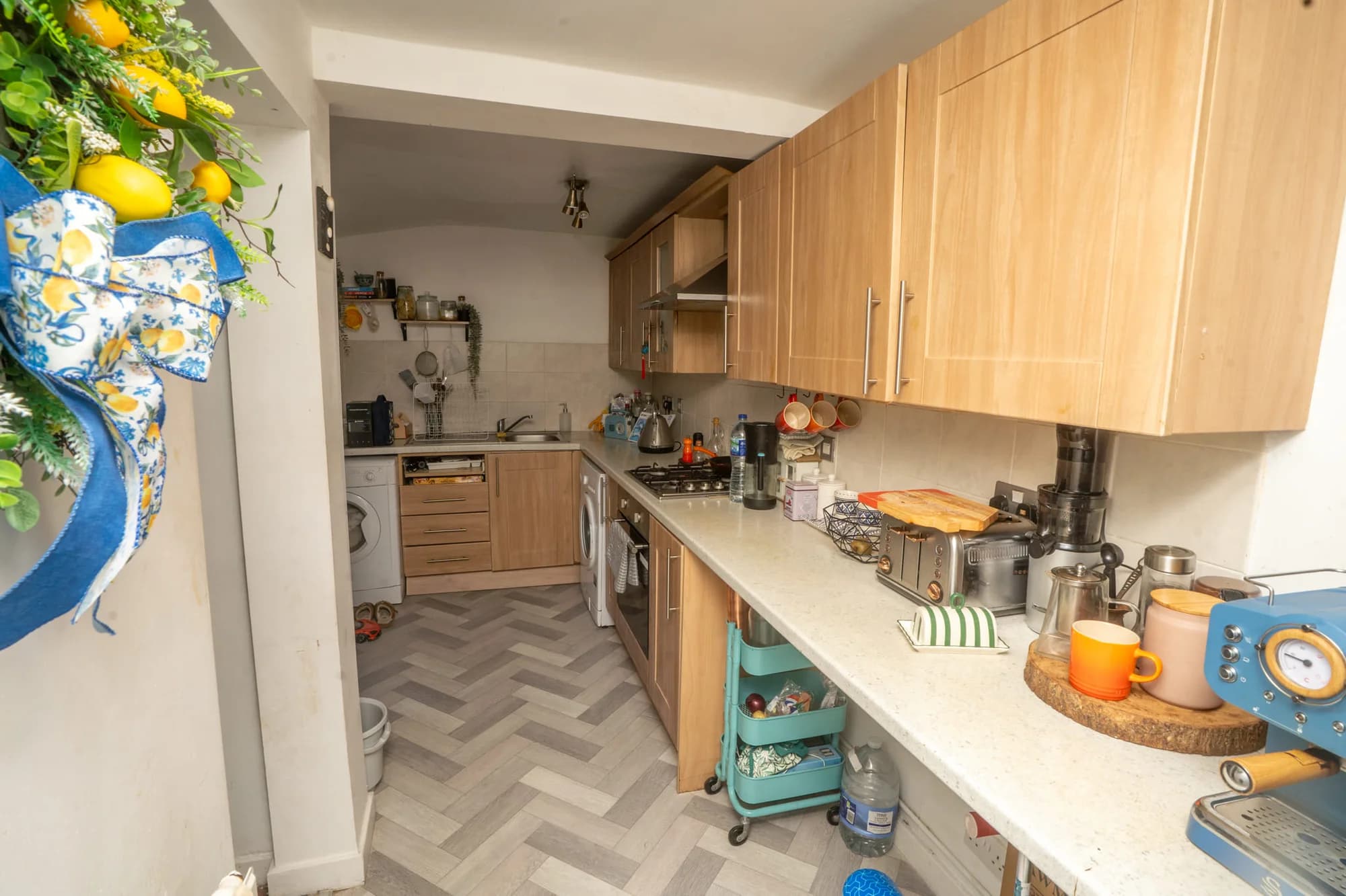 property photo 5 of 18