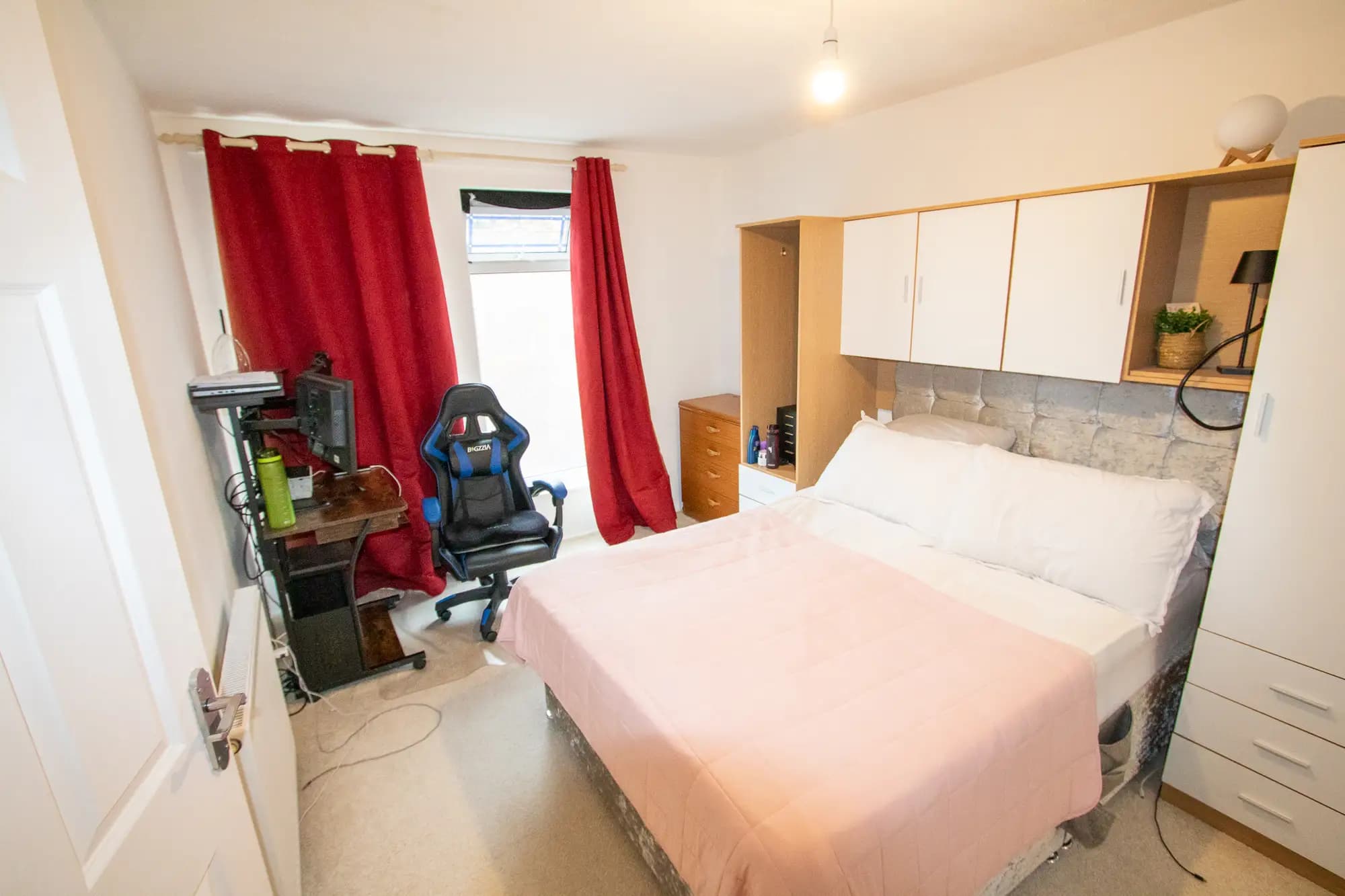 property photo 11 of 19