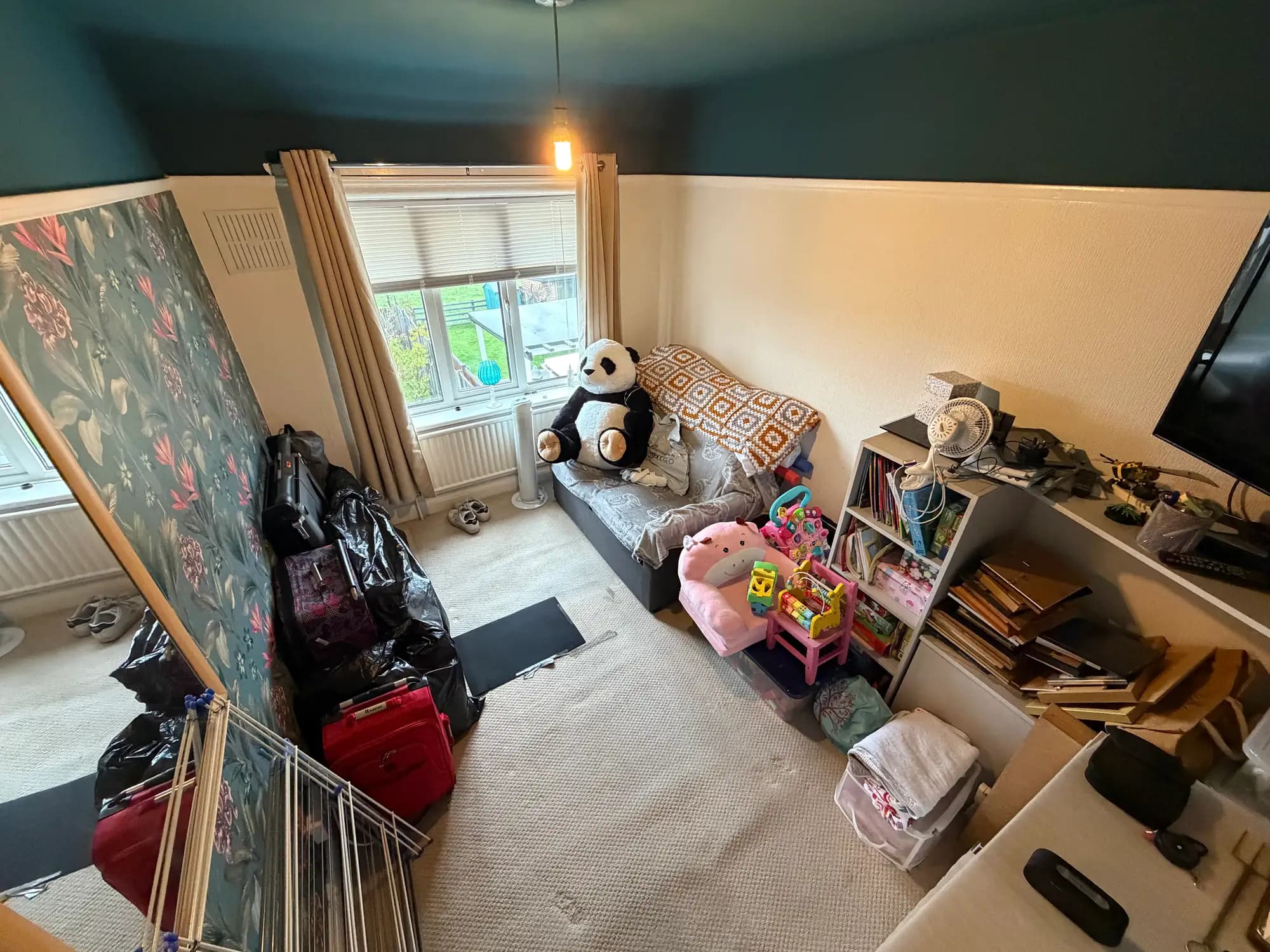 property photo 11 of 18