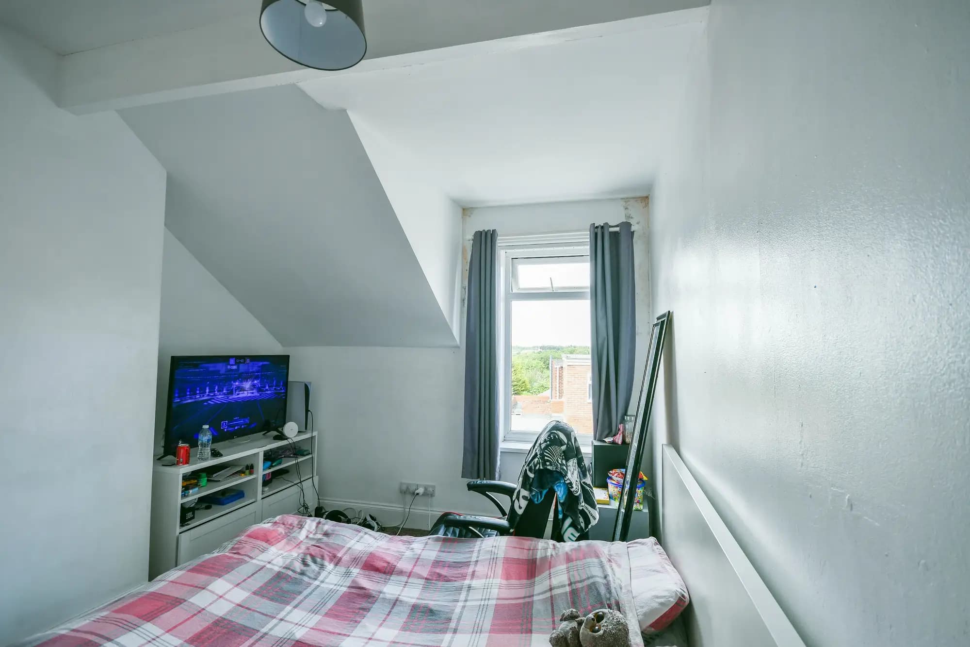 property photo 14 of 24
