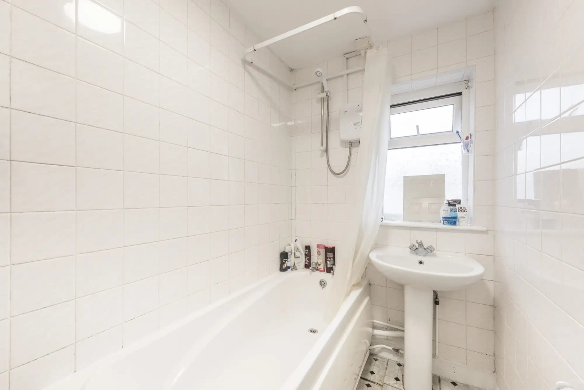 property photo 14 of 37