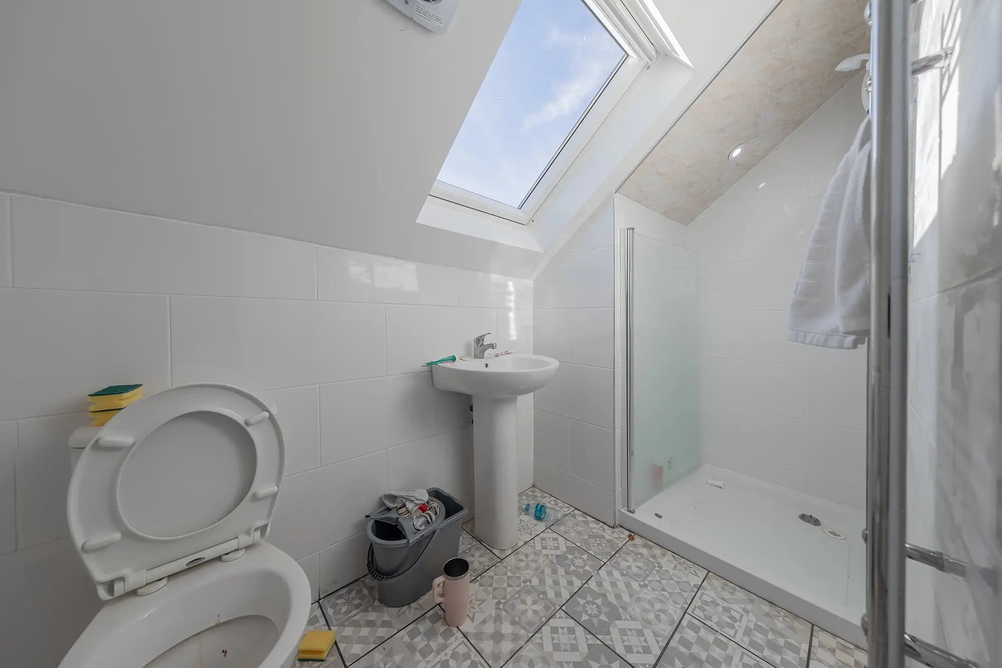 property photo 7 of 27