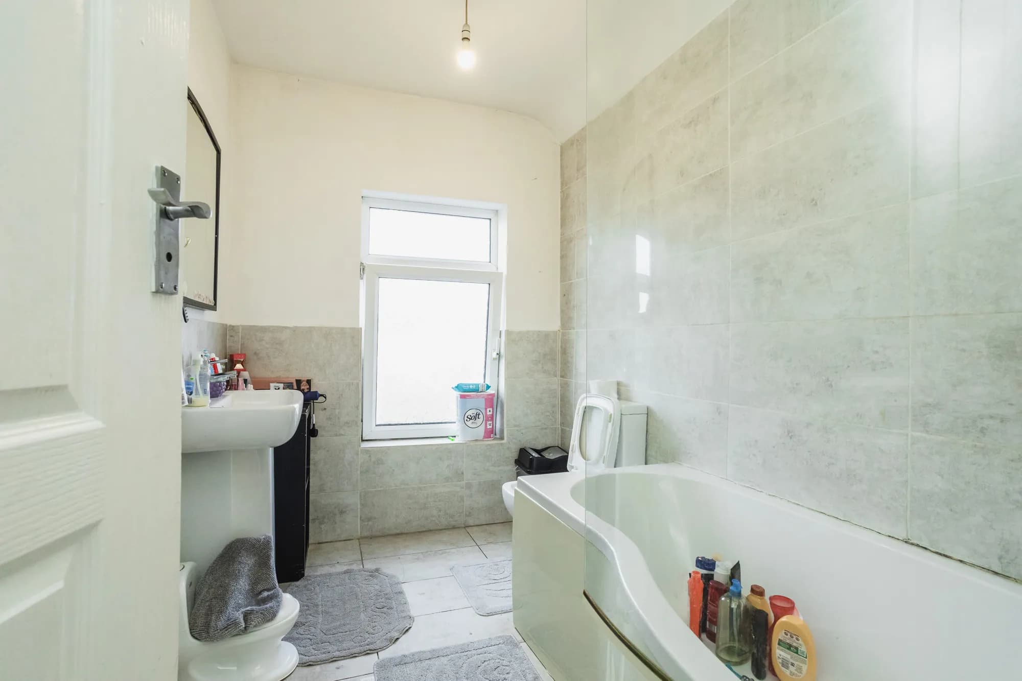 property photo 14 of 29