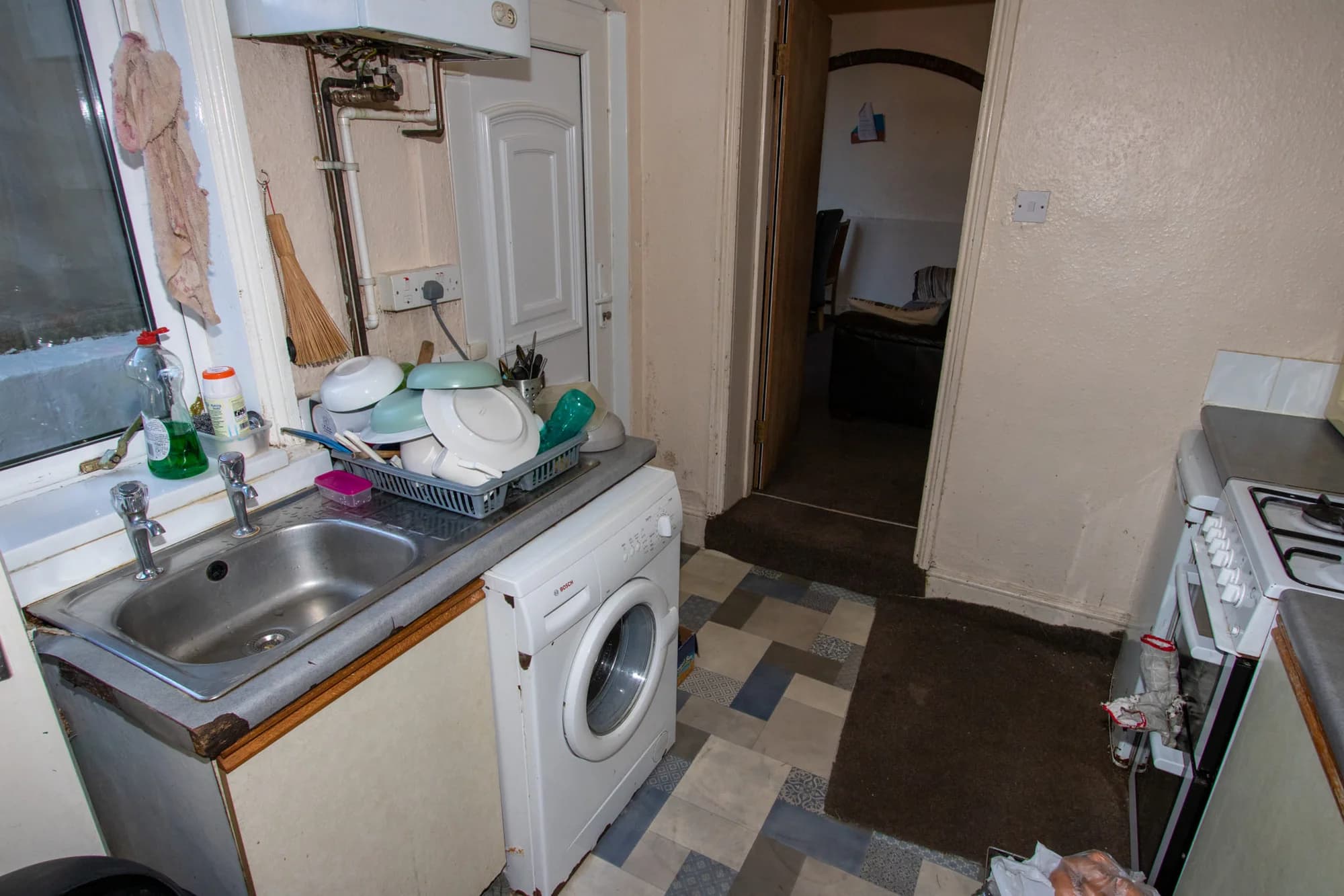 property photo 6 of 19