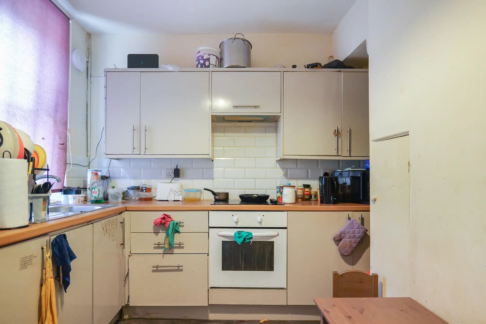 property photo 5 of 12