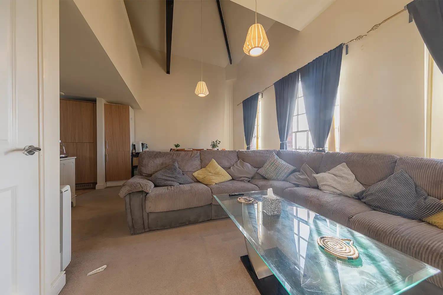 property photo 3 of 25