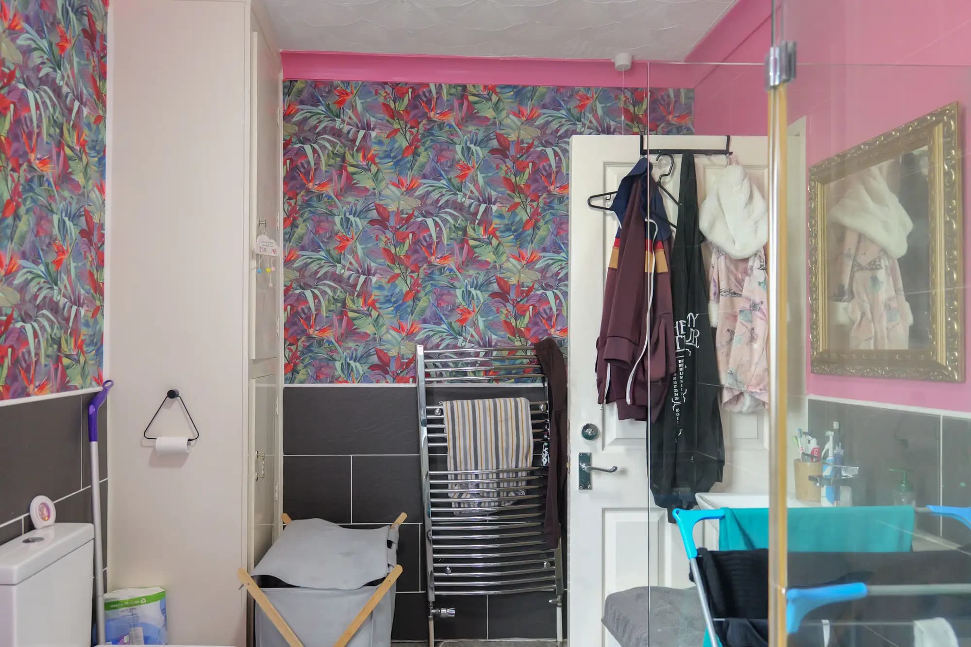 property photo 11 of 27