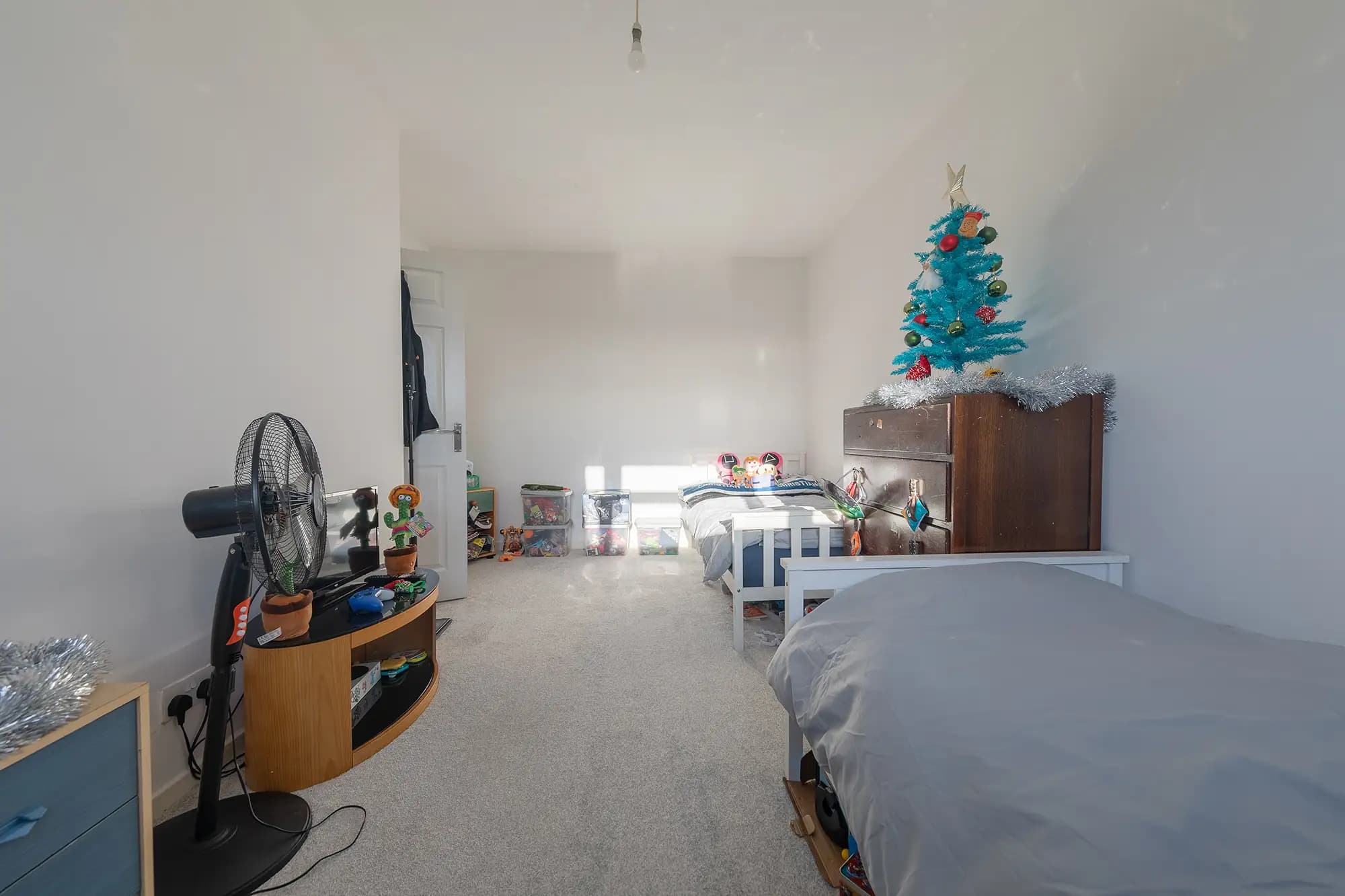 property photo 12 of 17