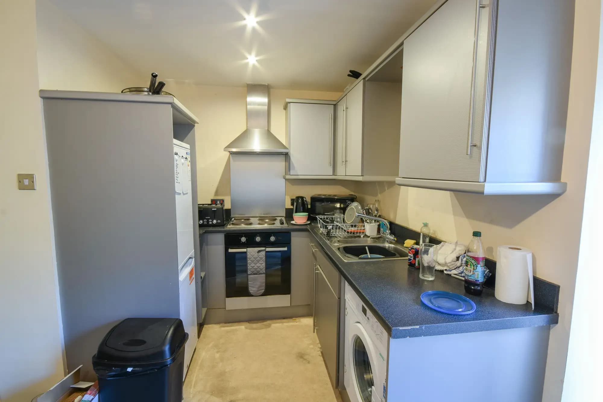 property photo 4 of 19