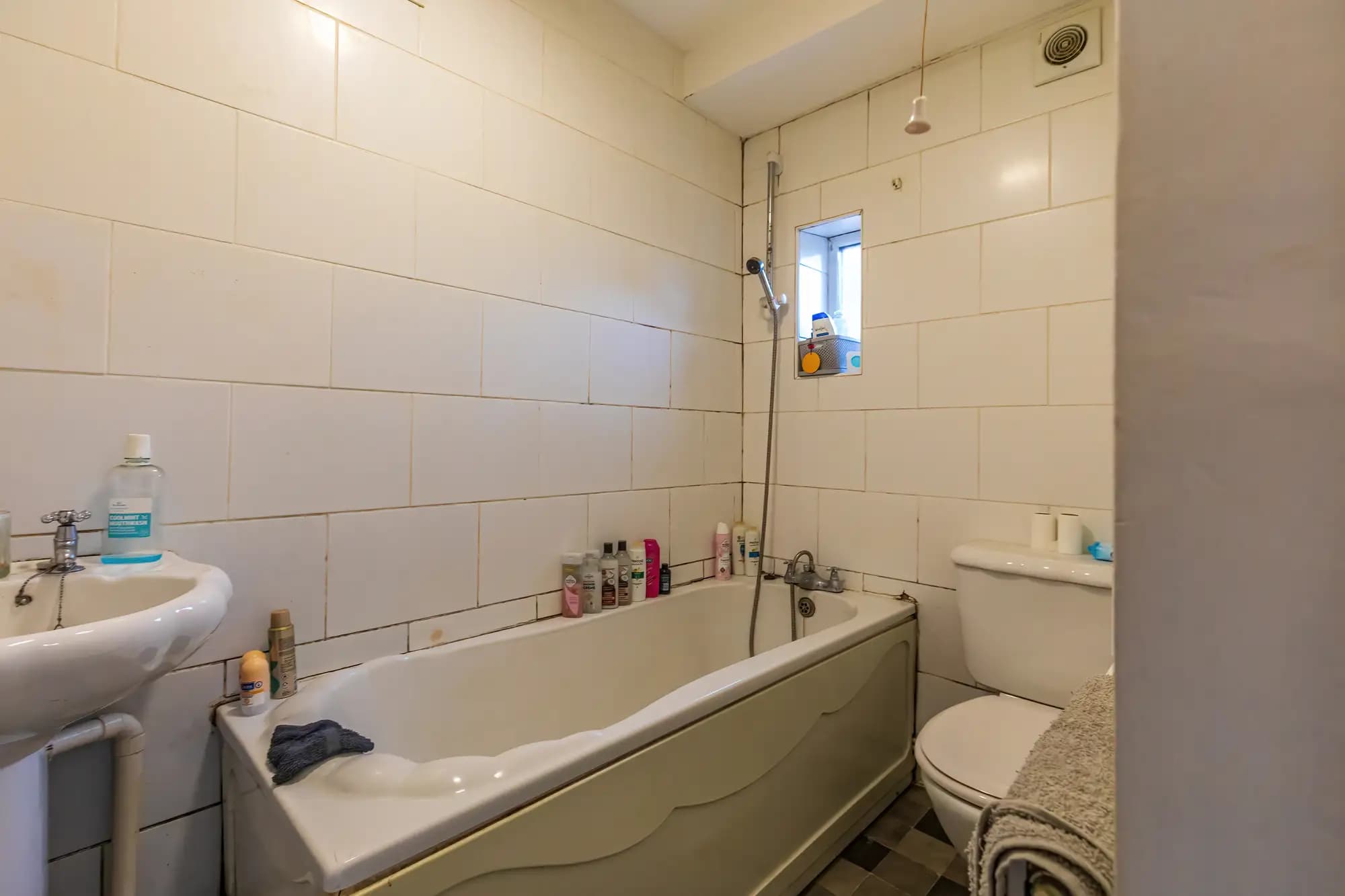 property photo 7 of 13