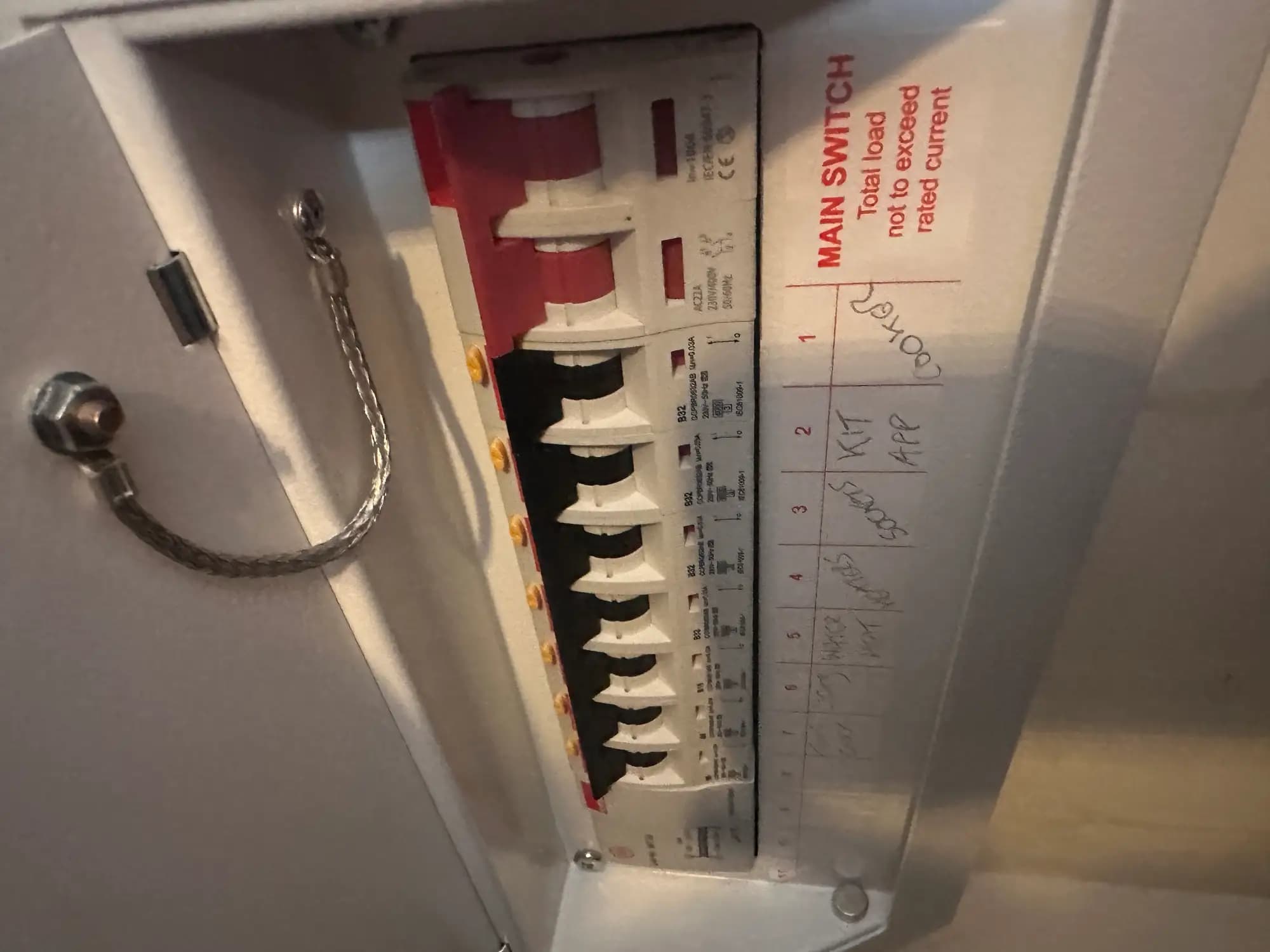 property photo 13 of 15