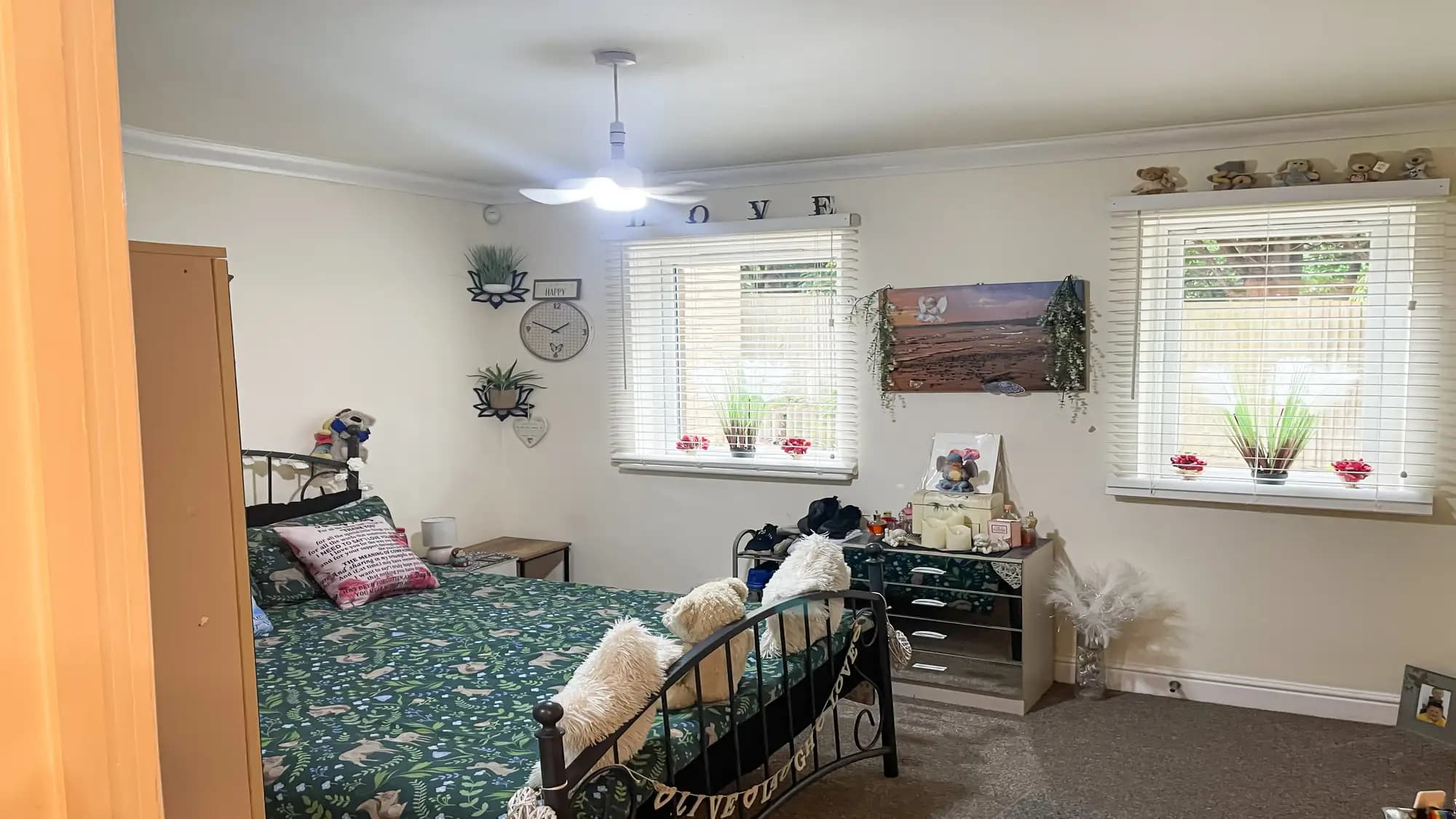 property photo 12 of 23