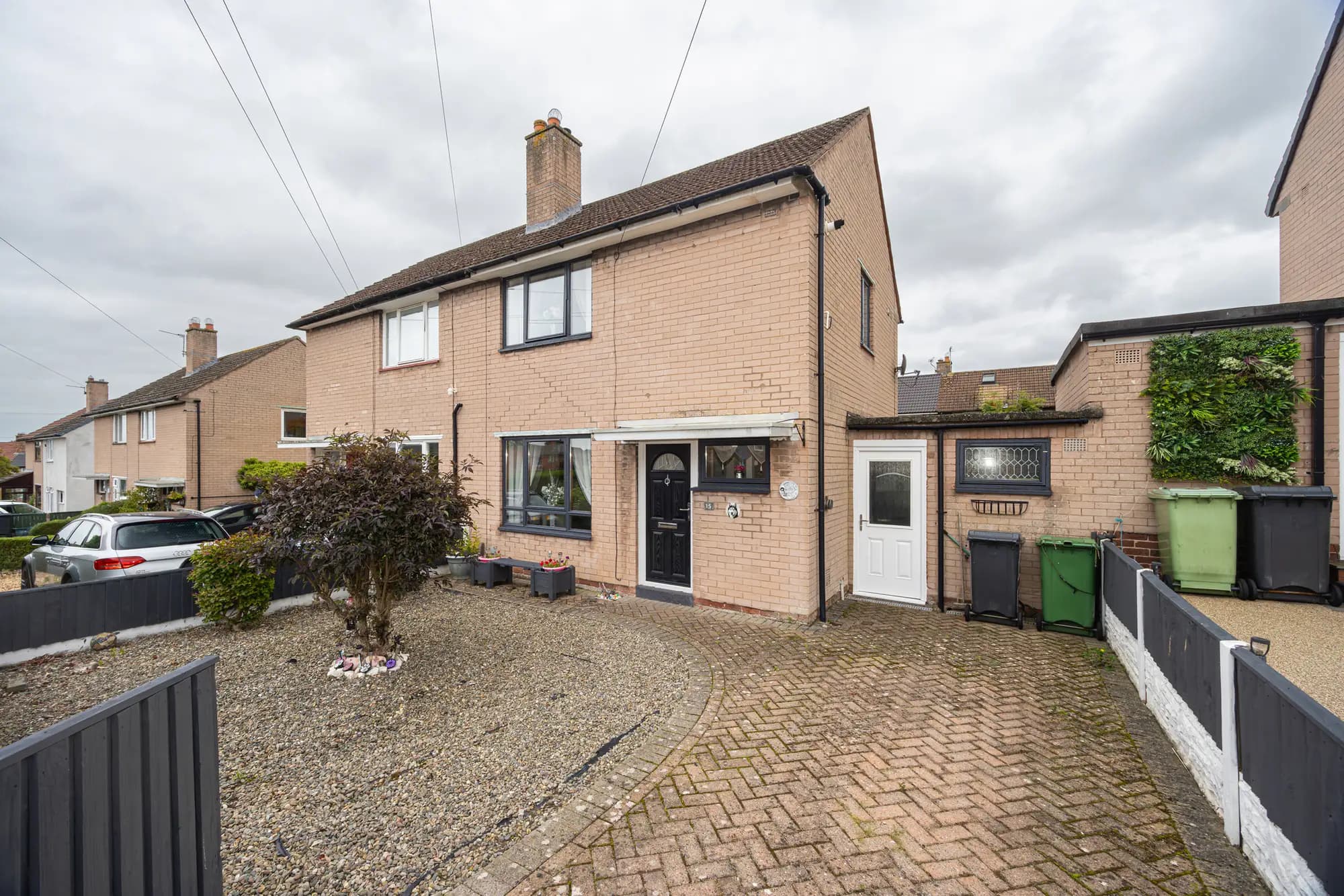 property photo 12 of 14