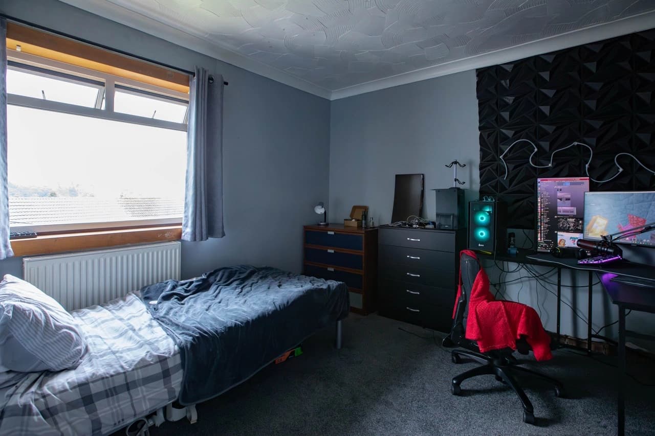 property photo 13 of 22