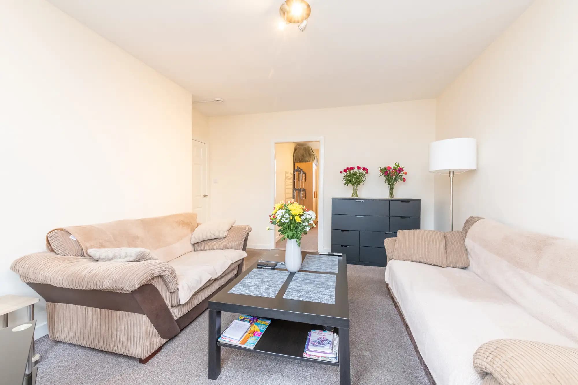 property photo 4 of 28