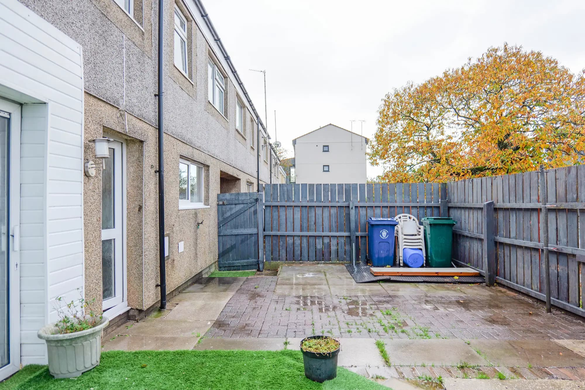 property photo 19 of 24