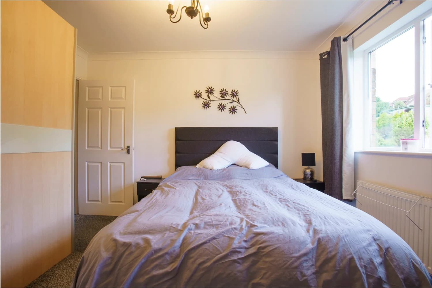 property photo 10 of 16