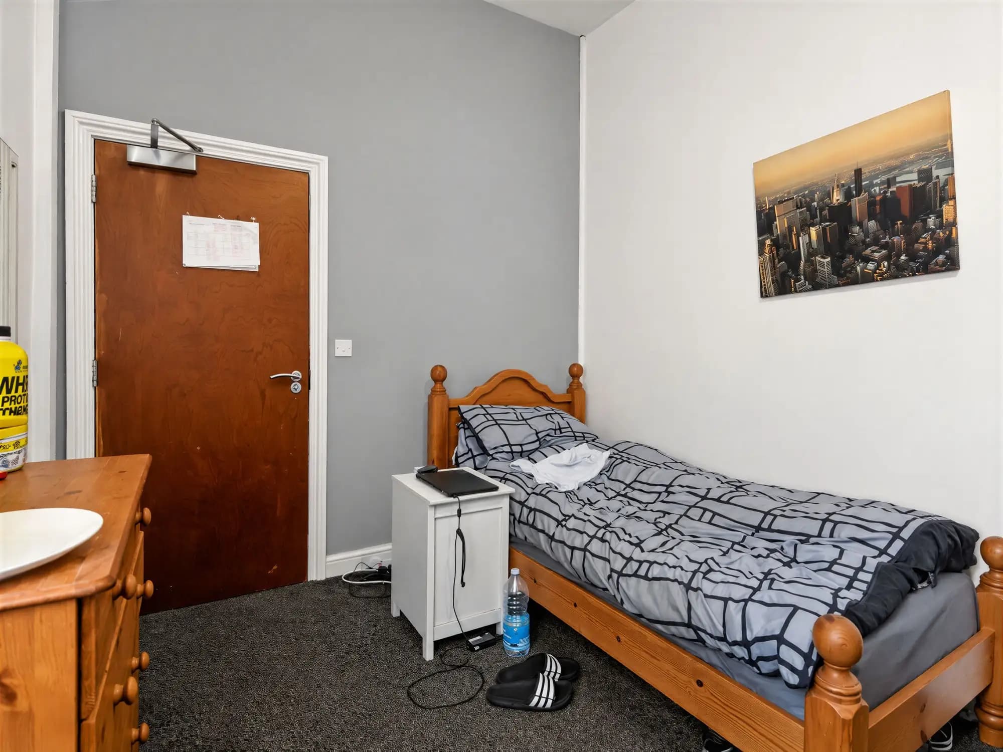 property photo 23 of 41