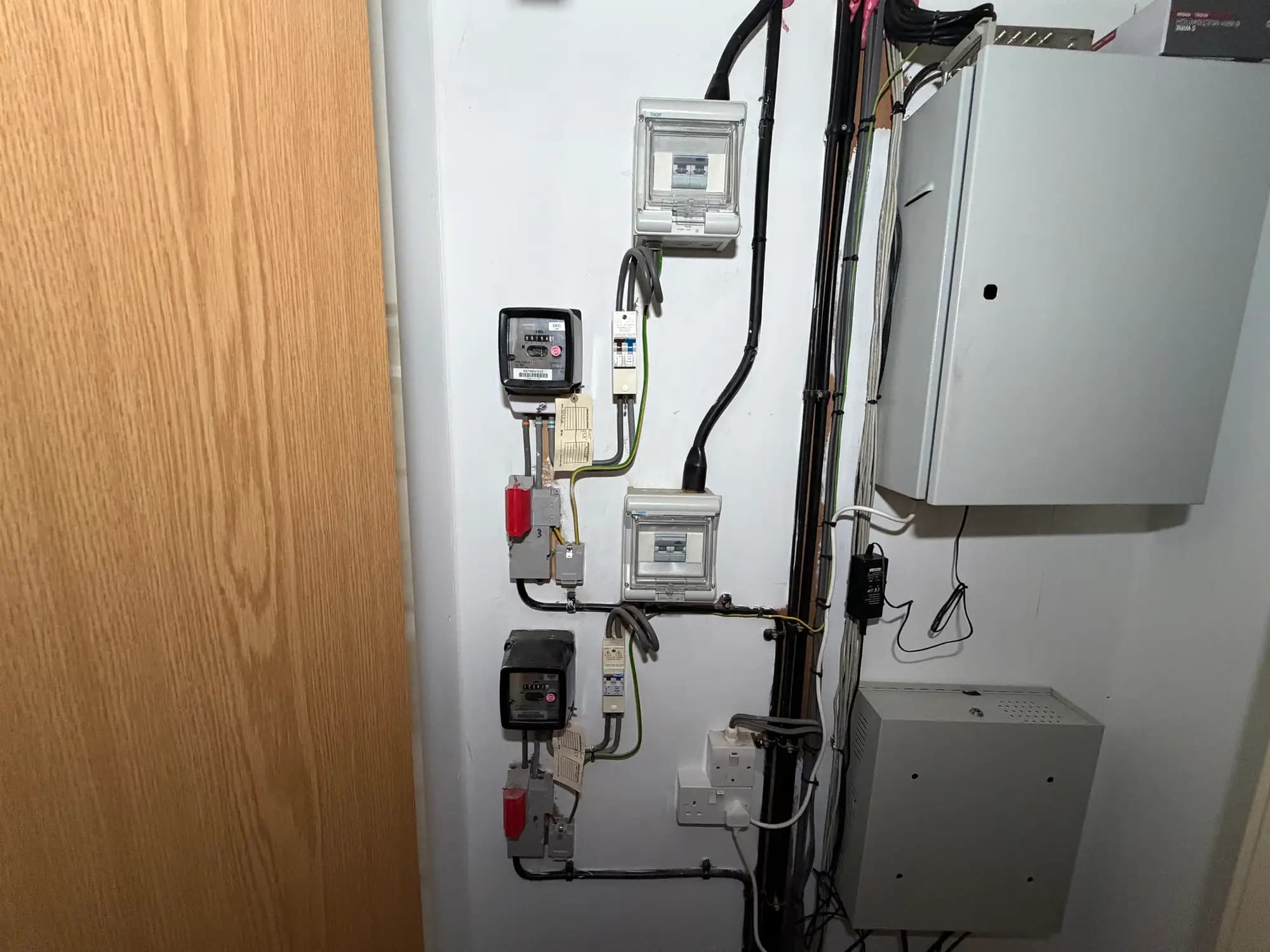 property photo 18 of 26