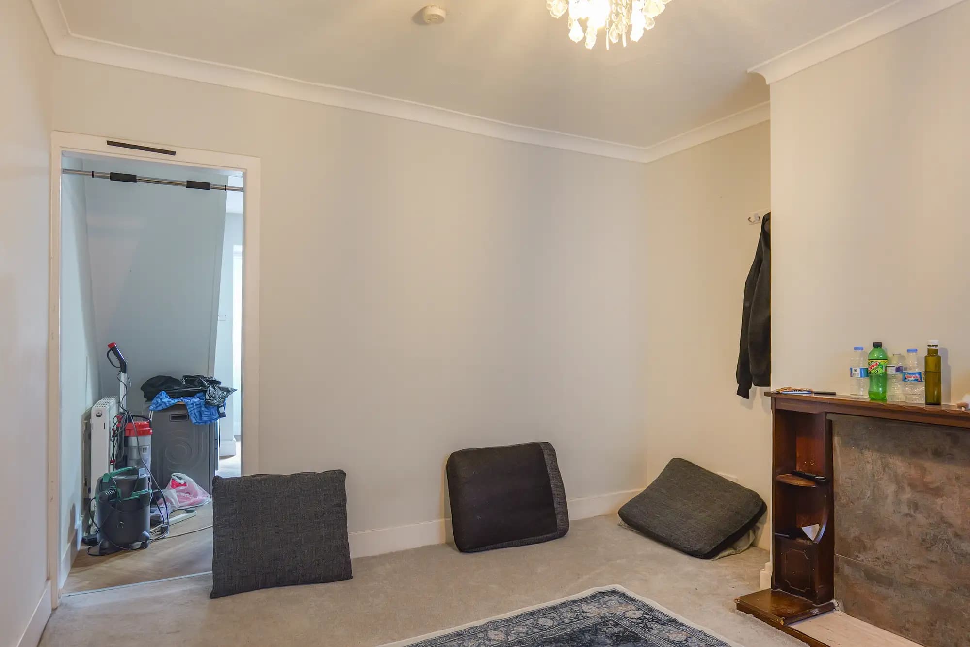 property photo 13 of 16