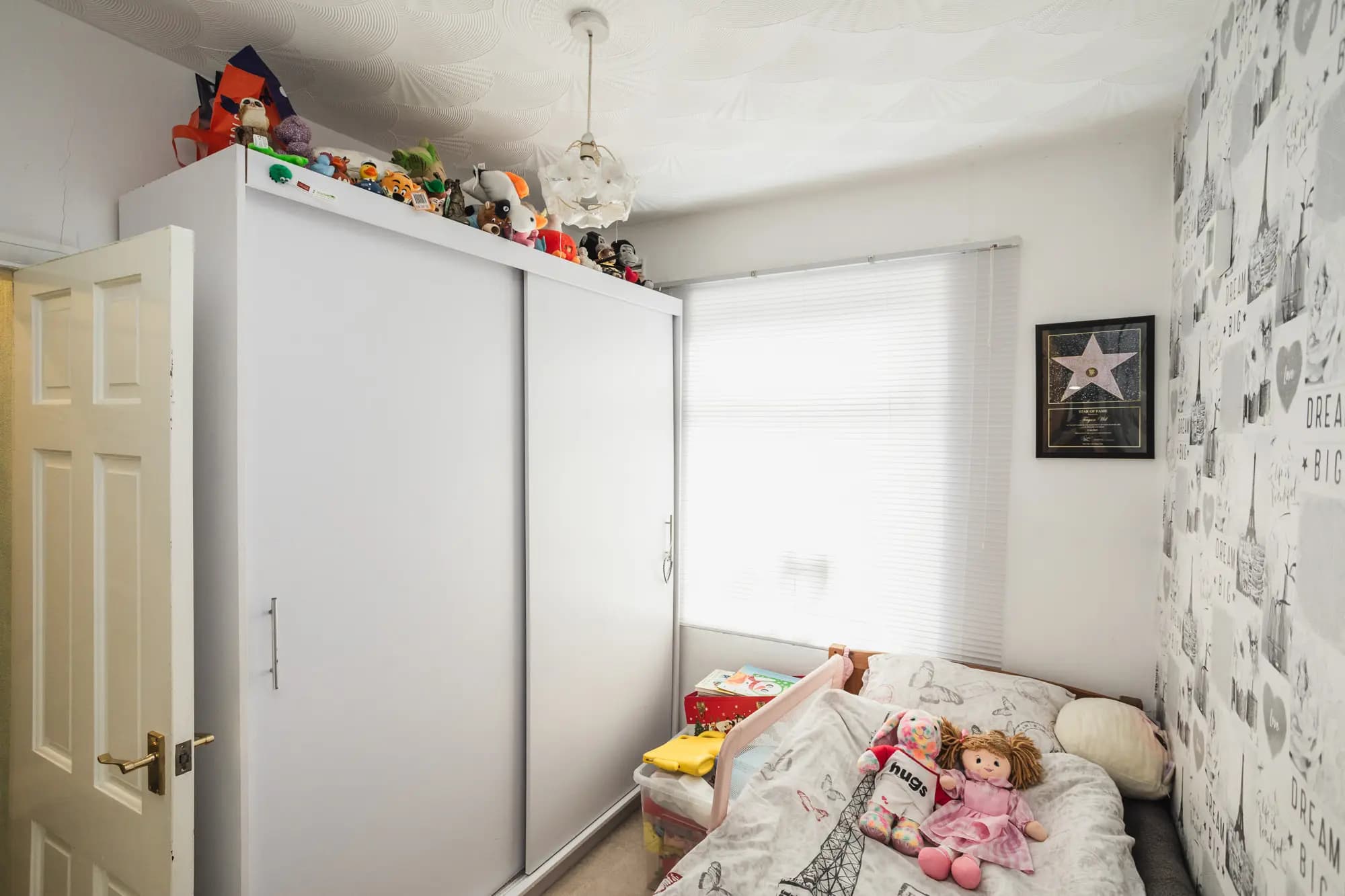 property photo 15 of 26