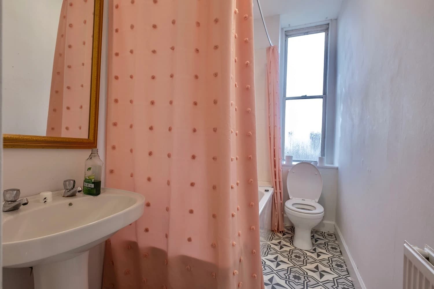 property photo 8 of 17