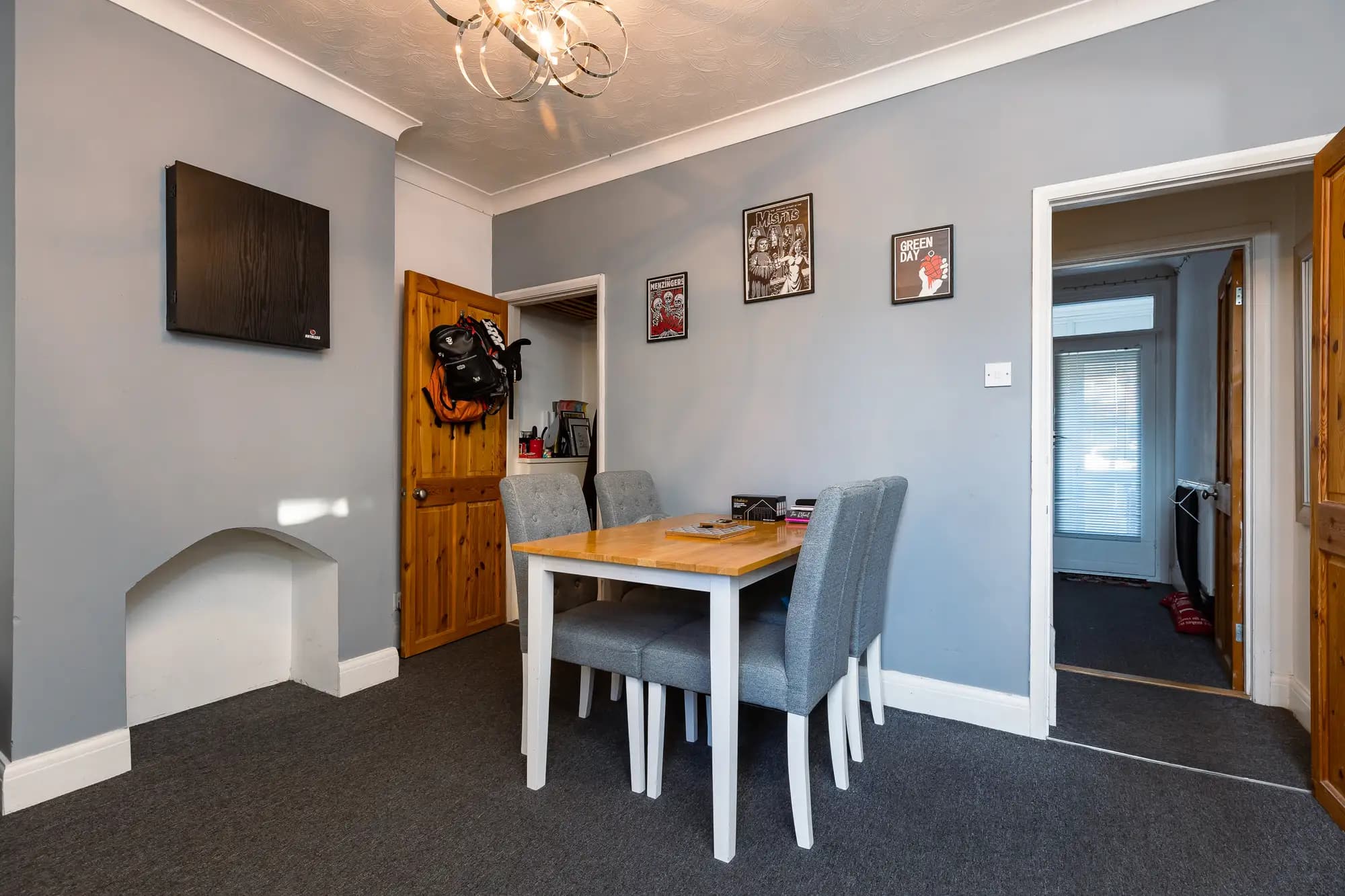 property photo 10 of 29