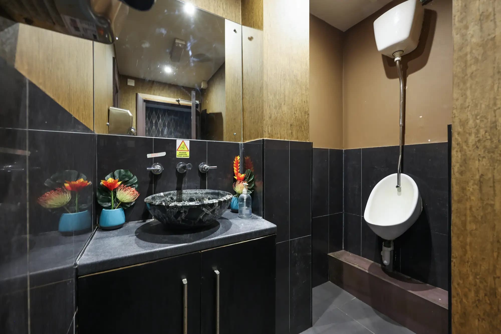 property photo 21 of 36