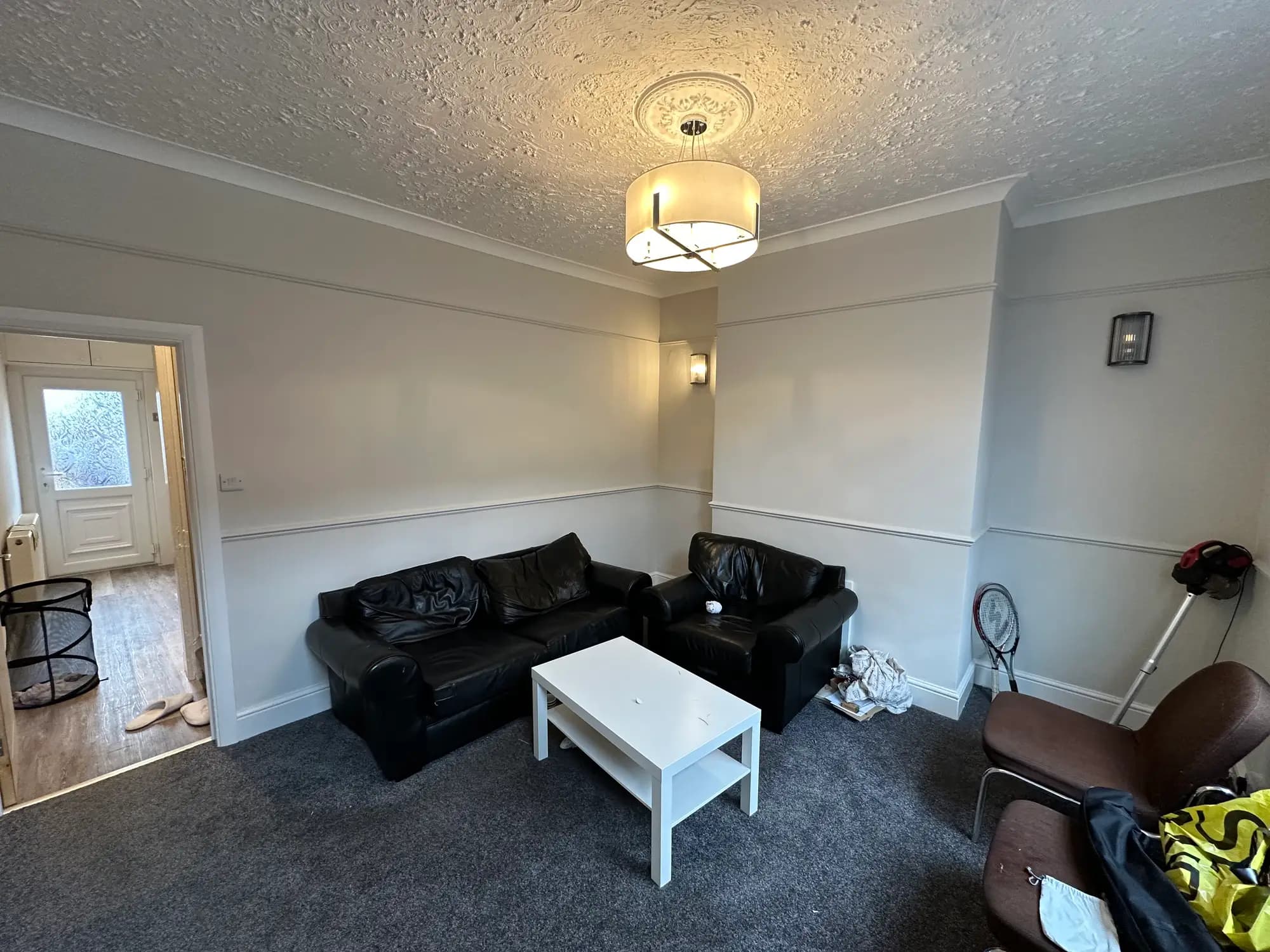 property photo 3 of 32