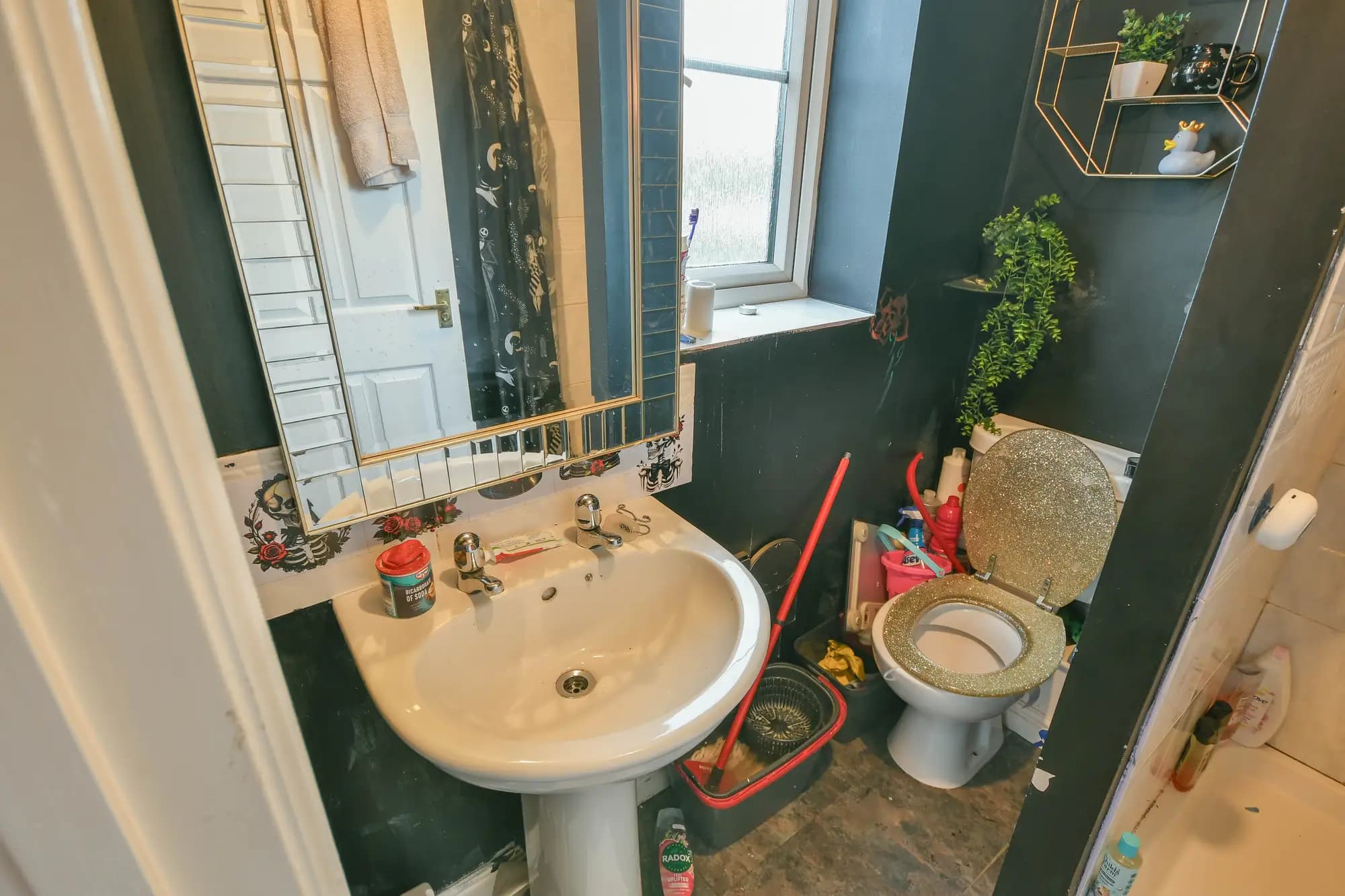 property photo 11 of 24