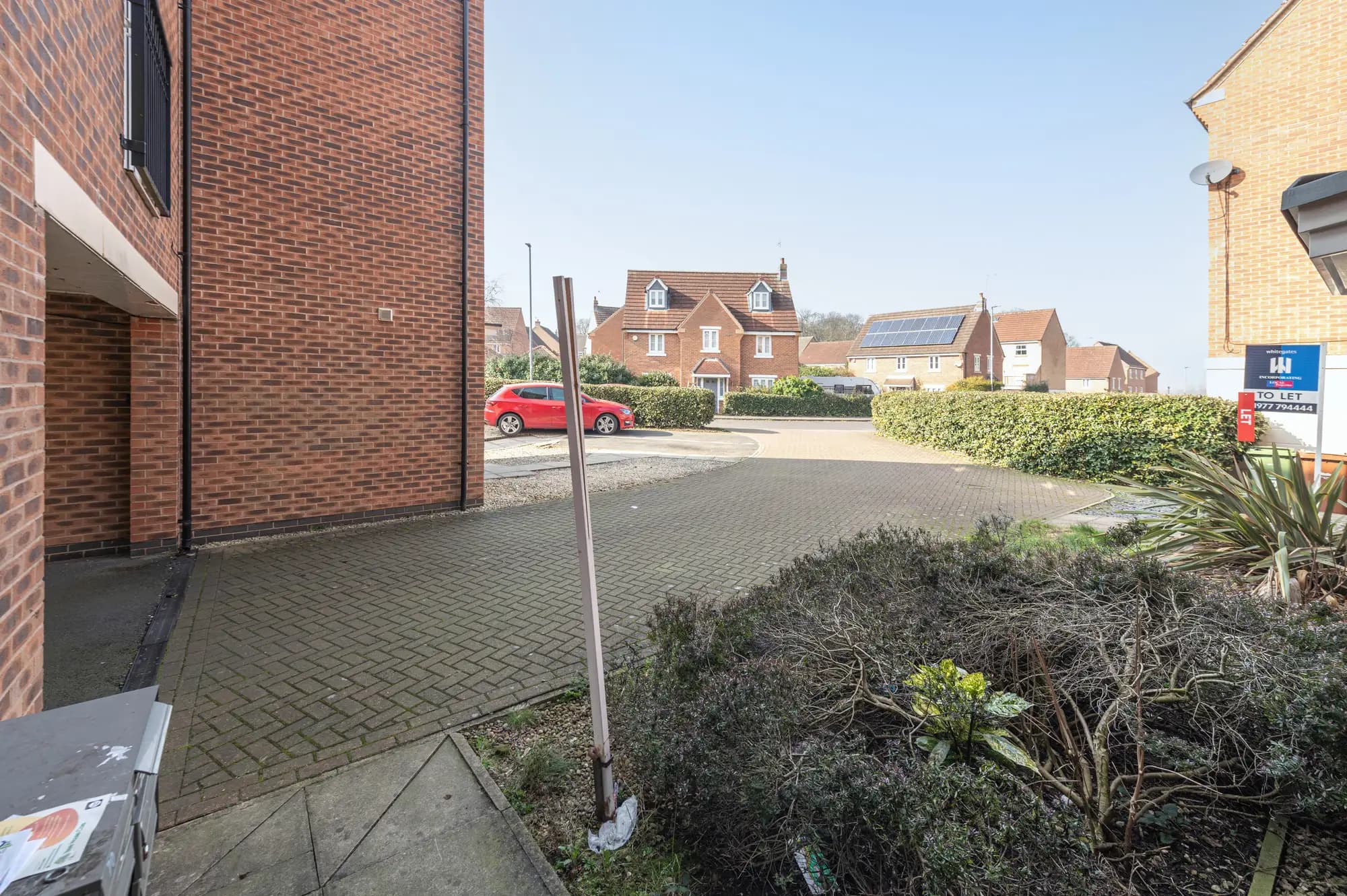 property photo 11 of 12