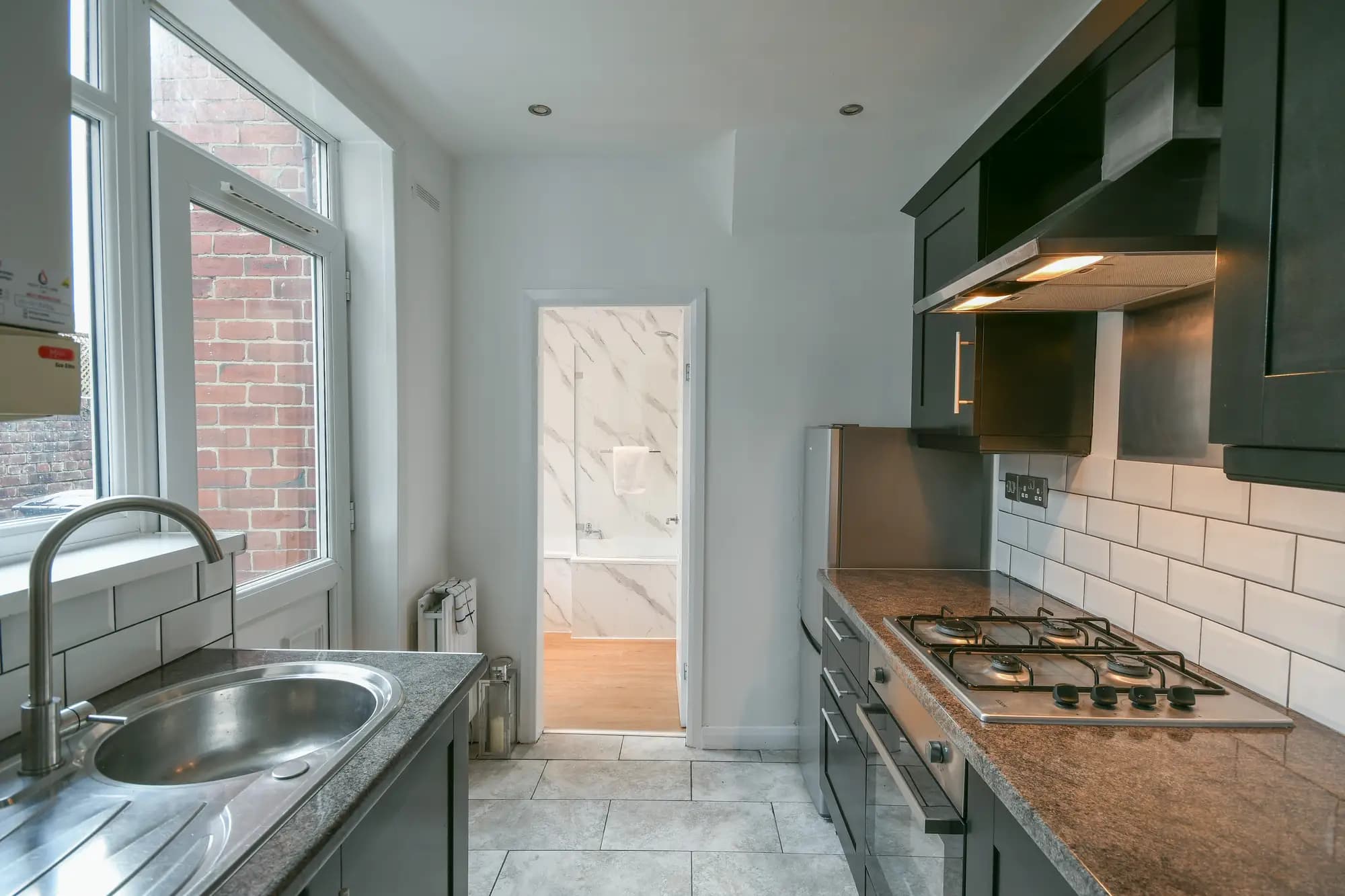 property photo 4 of 13