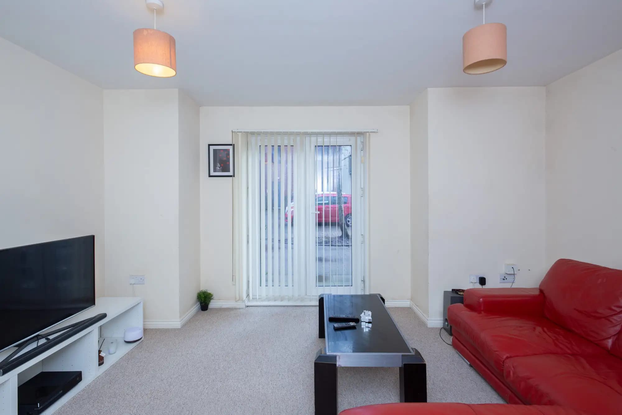 property photo 5 of 14