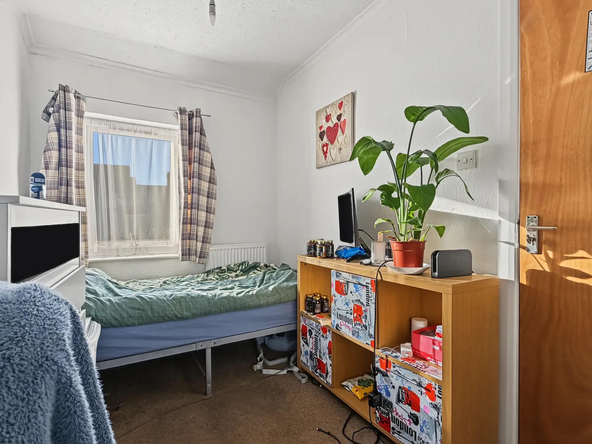 property photo 15 of 26