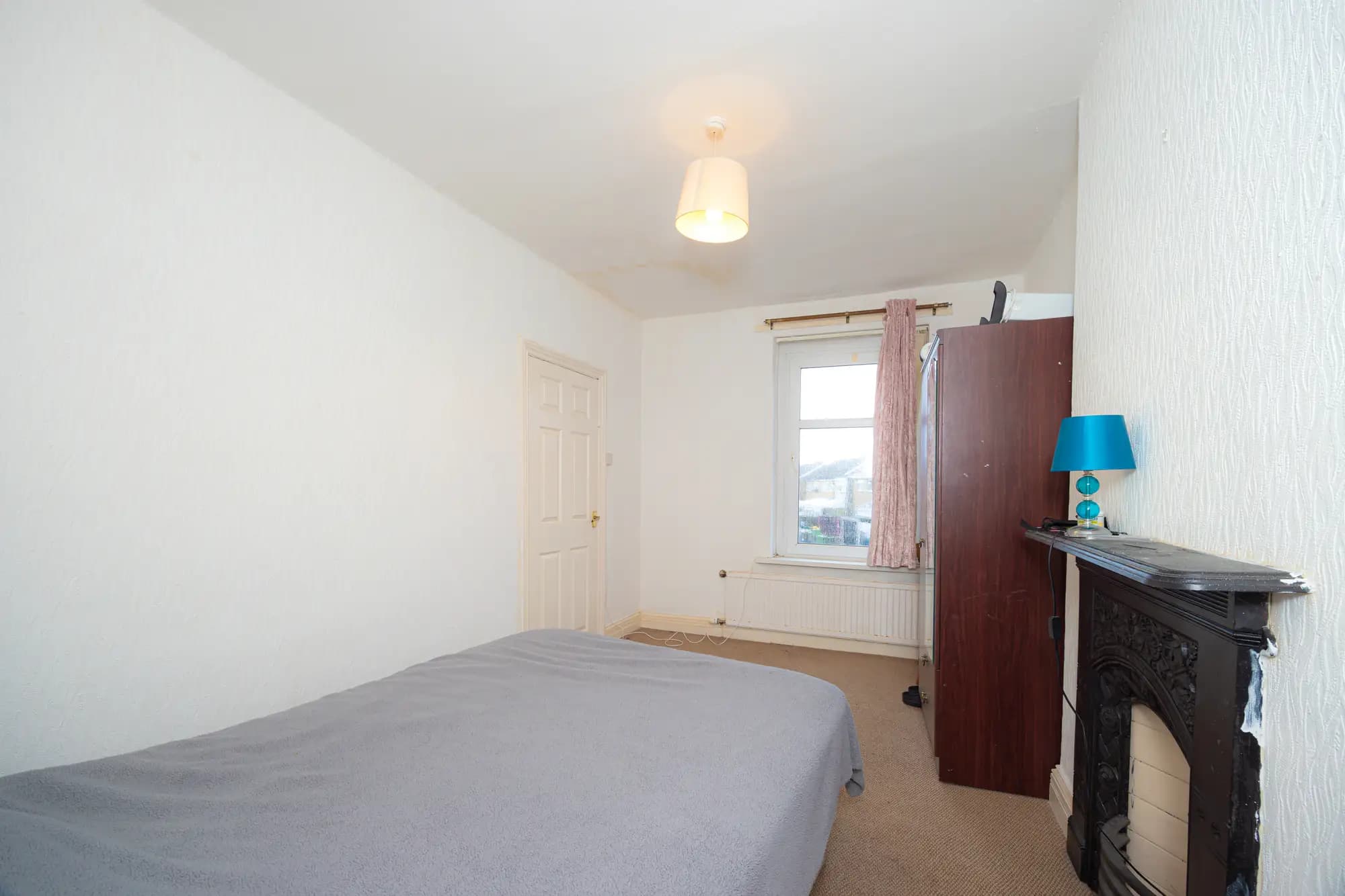 property photo 11 of 15