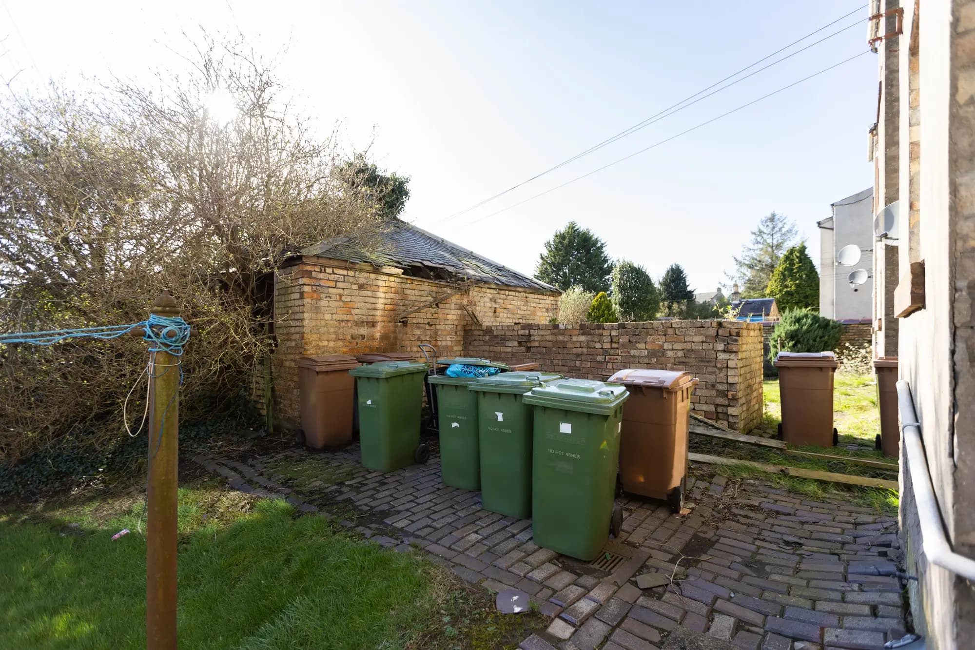 property photo 16 of 17