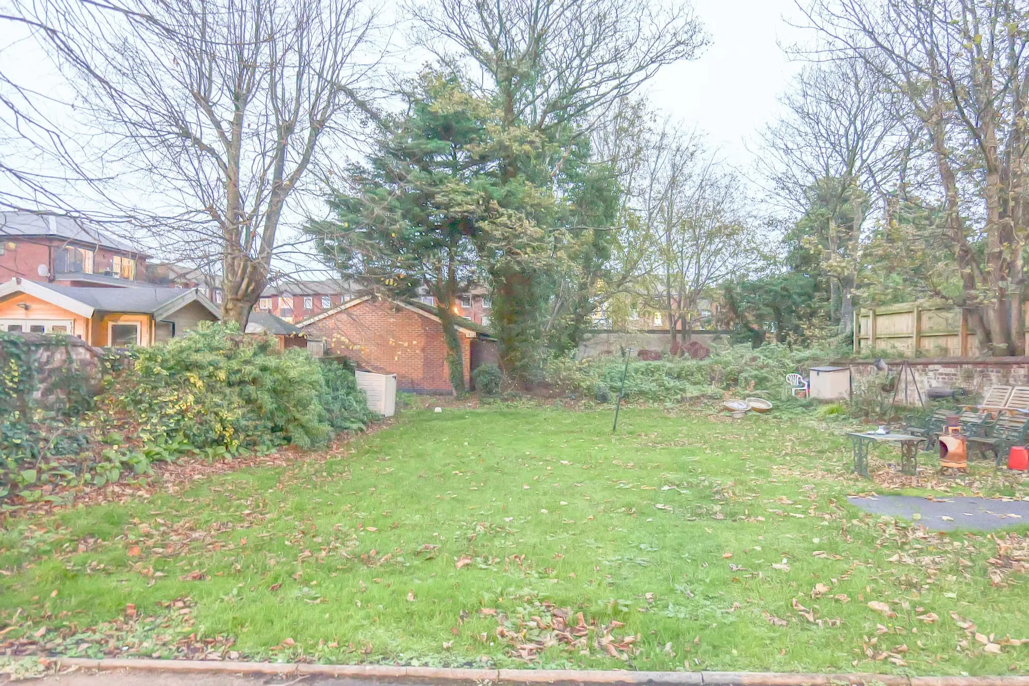 property photo 18 of 25