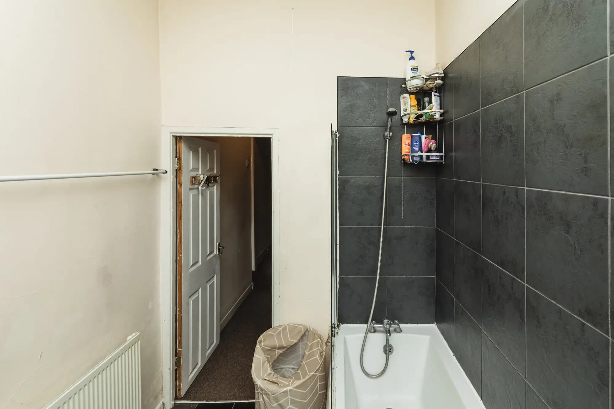 property photo 13 of 28