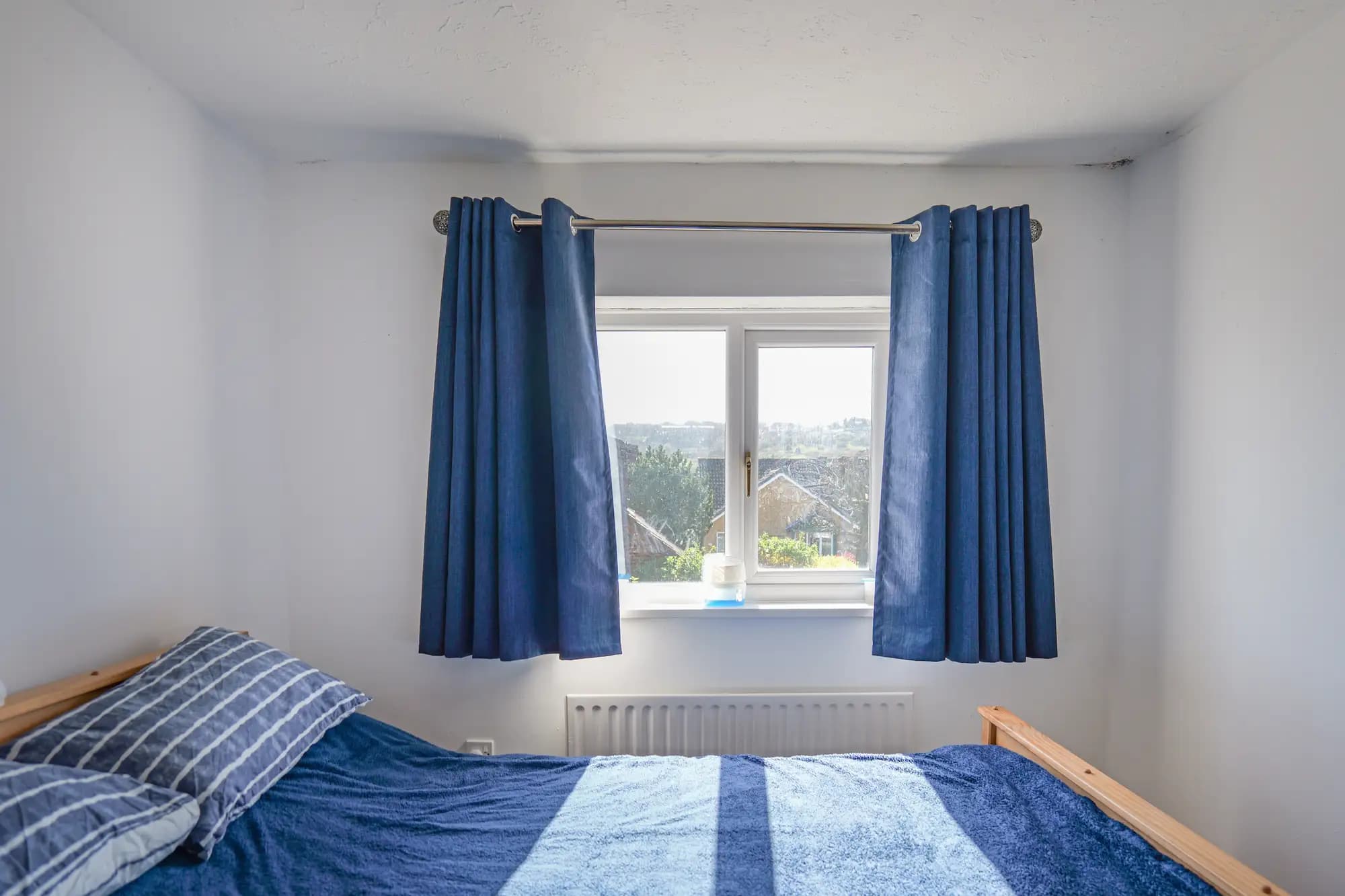 property photo 9 of 16