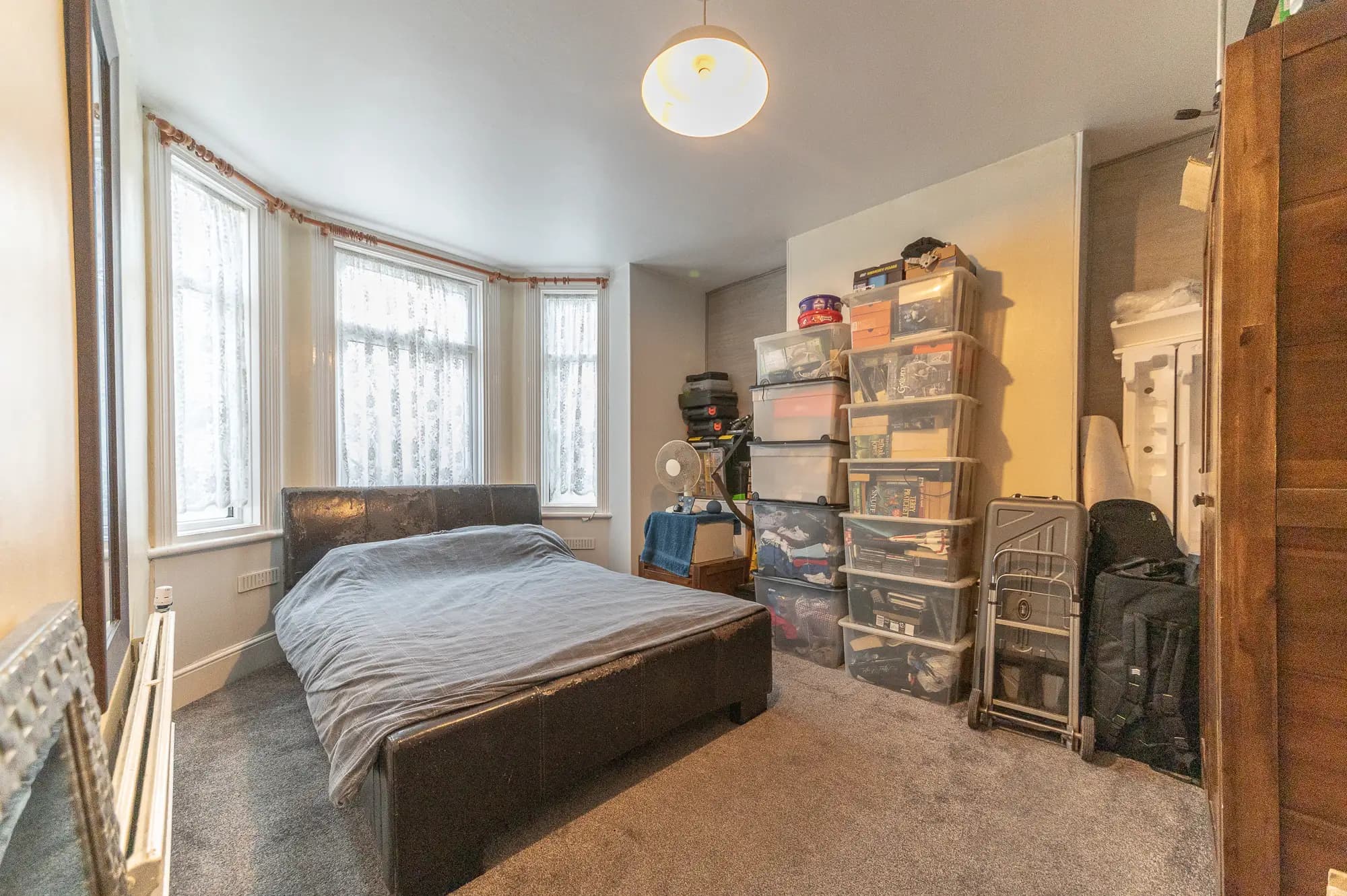 property photo 11 of 13