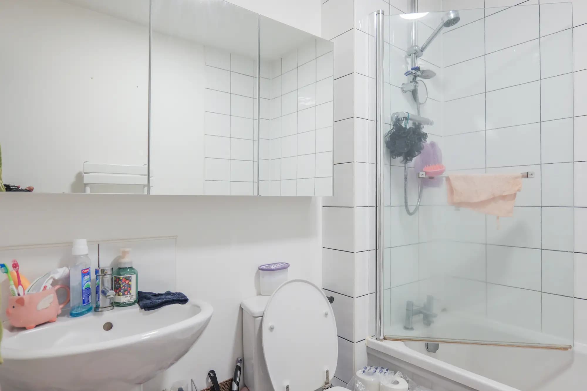 property photo 6 of 20