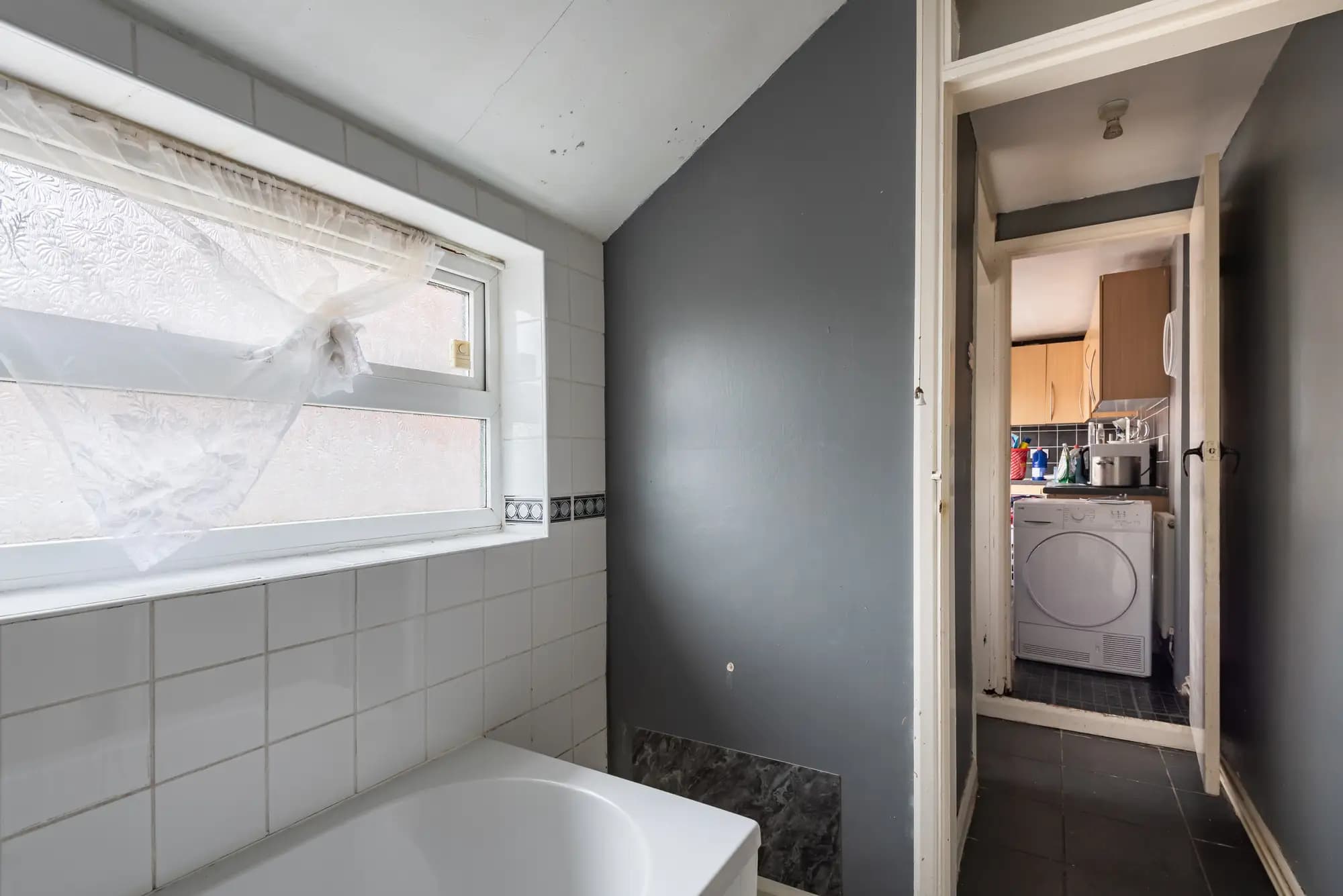 property photo 12 of 29