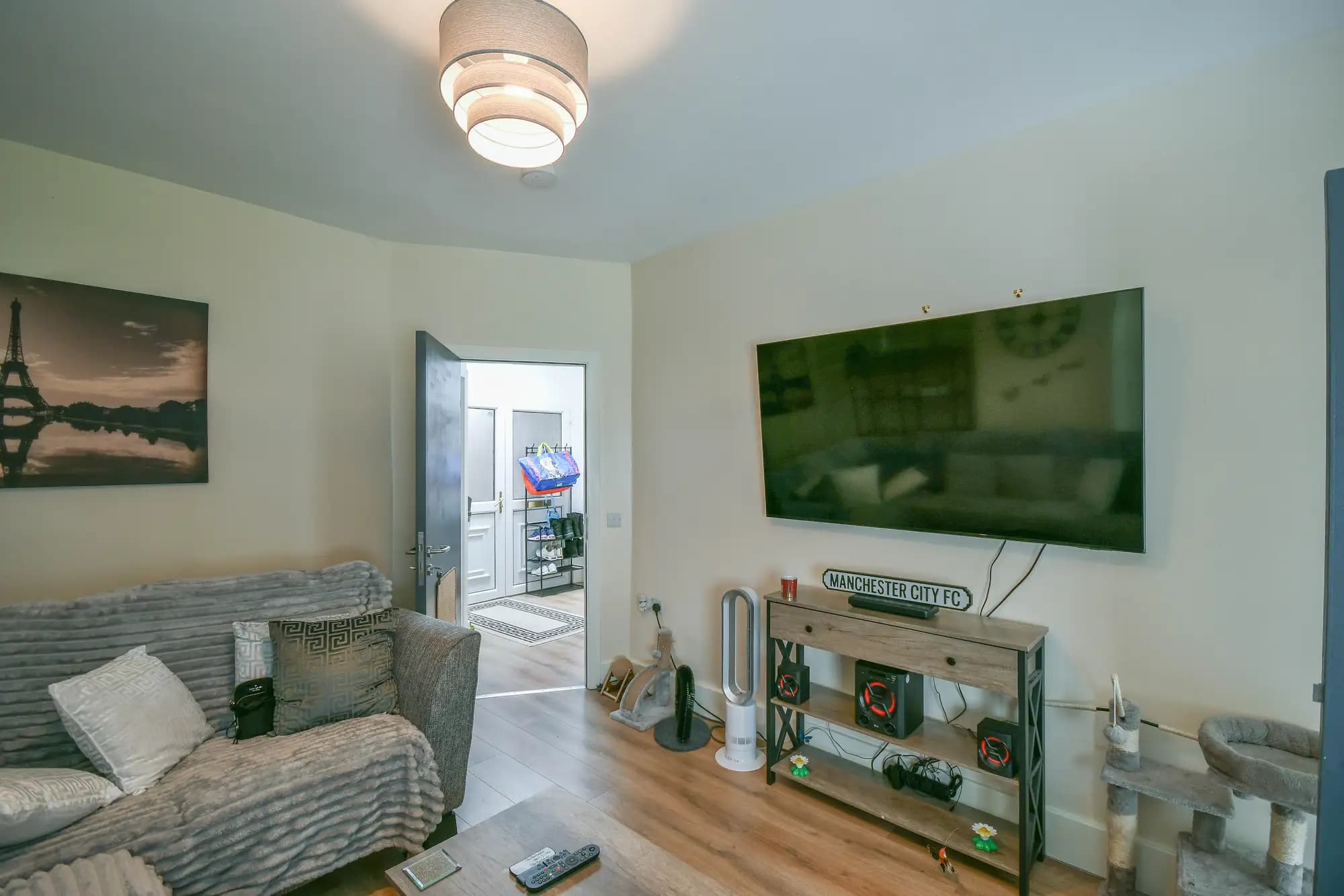 property photo 5 of 30