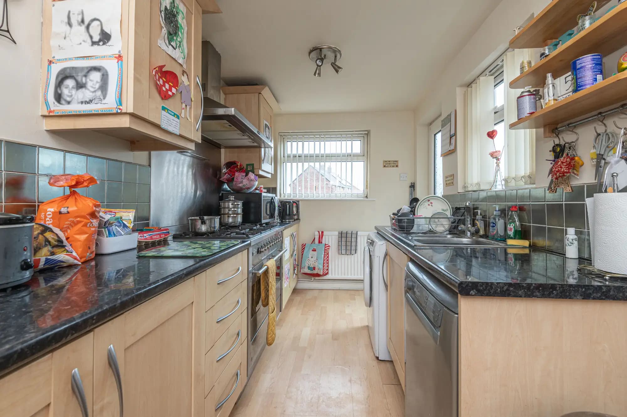 property photo 7 of 14