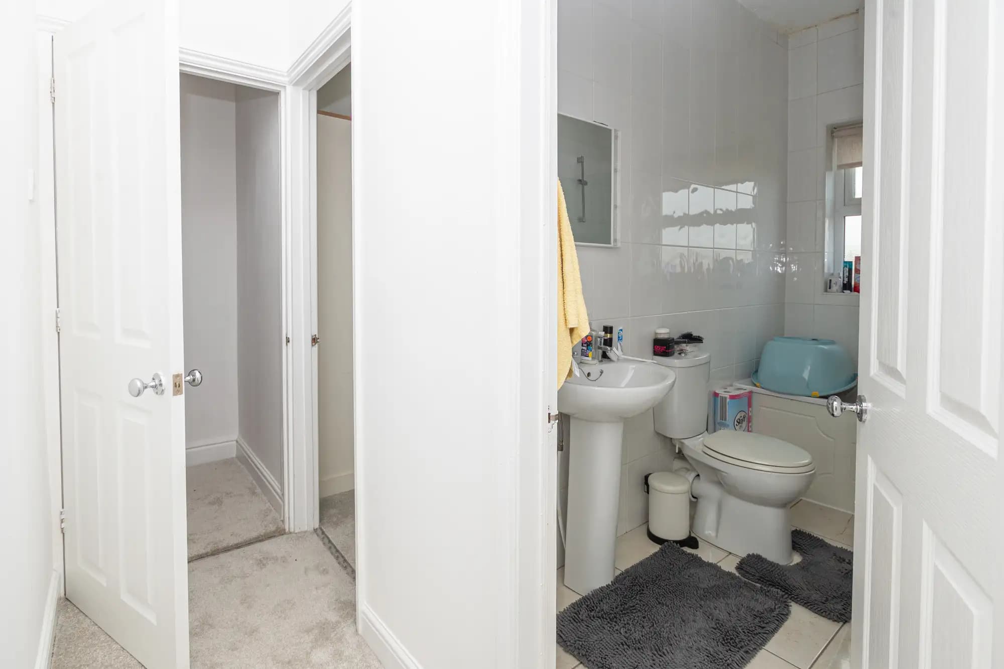 property photo 11 of 29