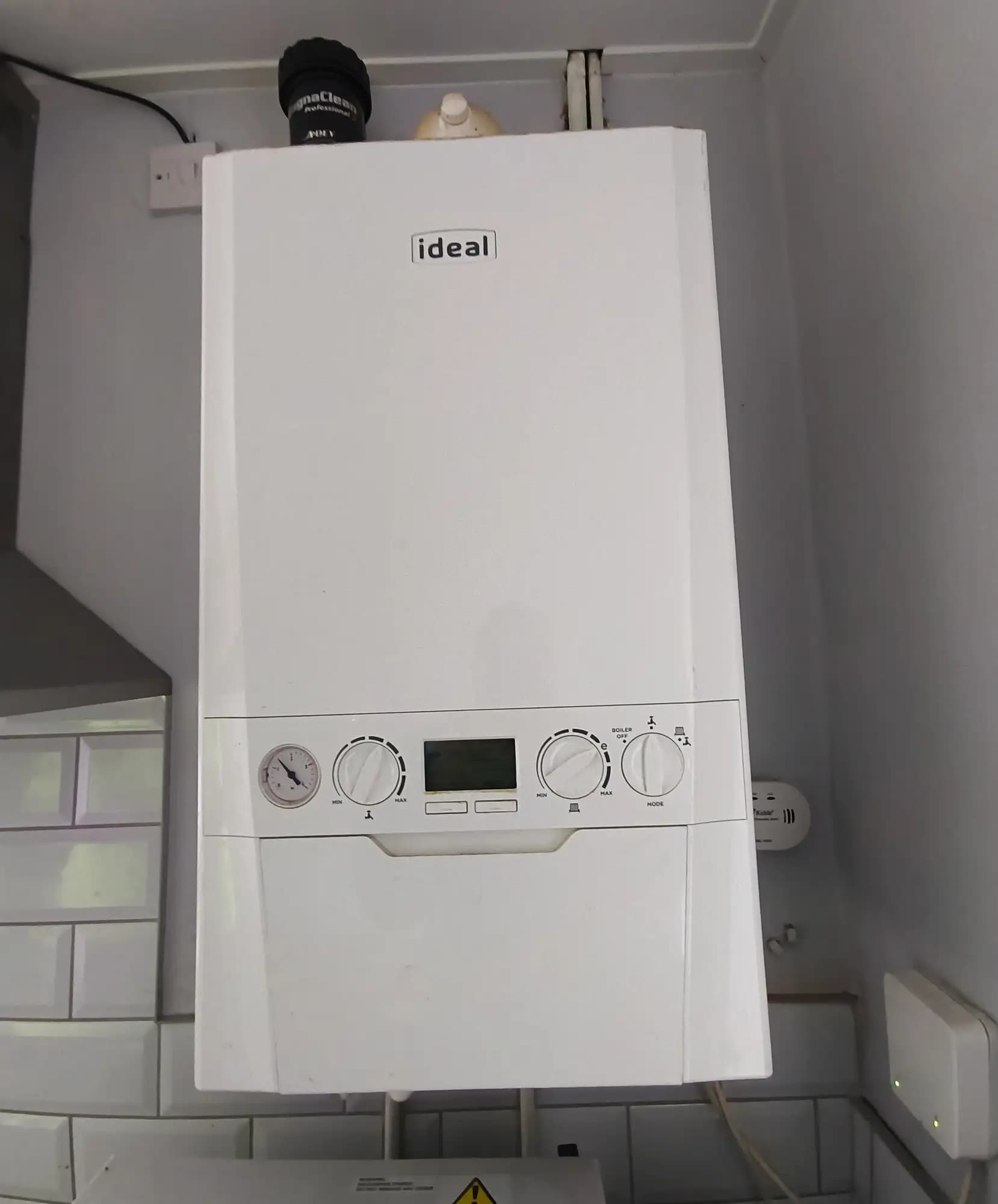 property photo 14 of 16